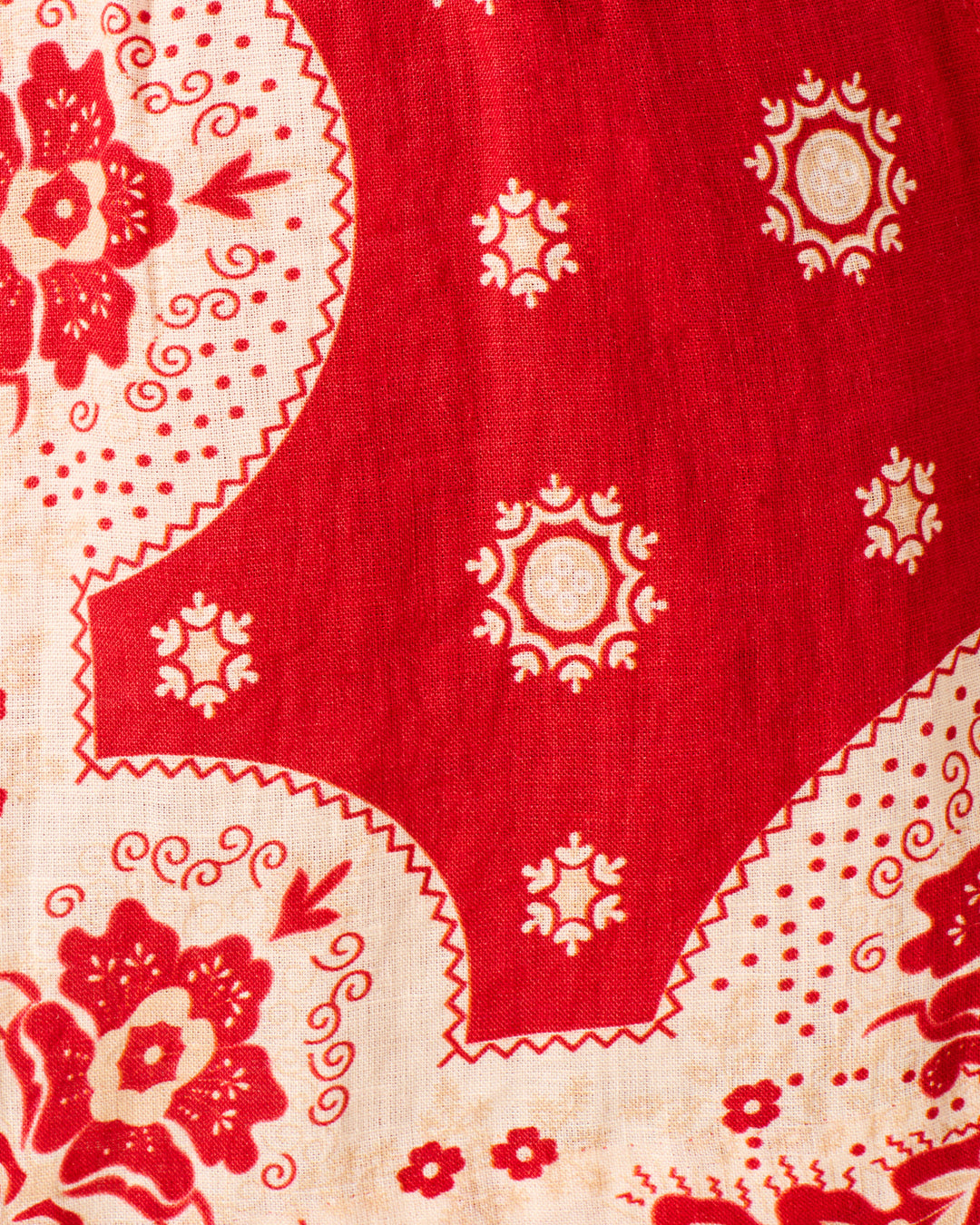 Deena Lava Ban Deena Lava Banda Red