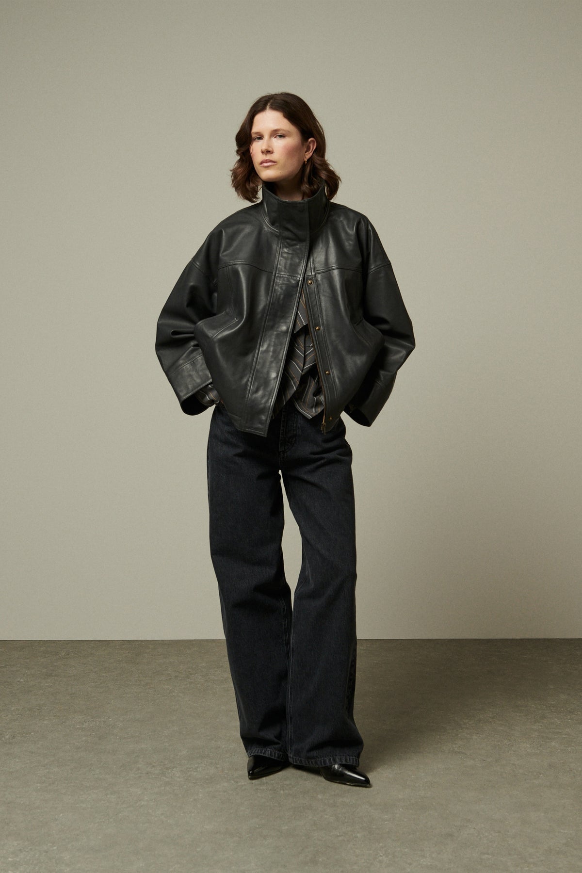 BELLE PIECE-502 TIZIANO-LT-ANTHRA_01.jpg
