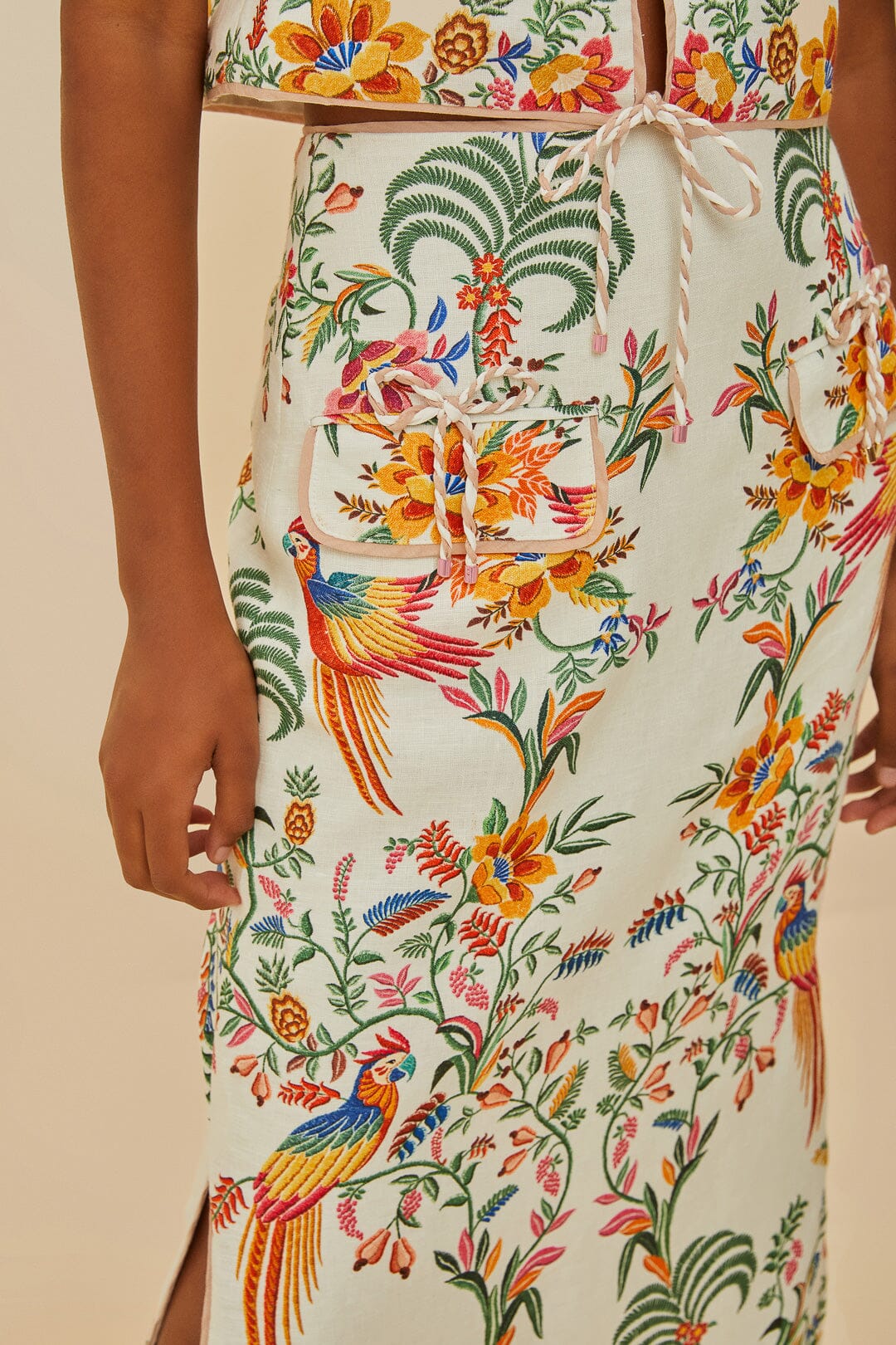 Delicate Forest Off-w 336218 Off-White