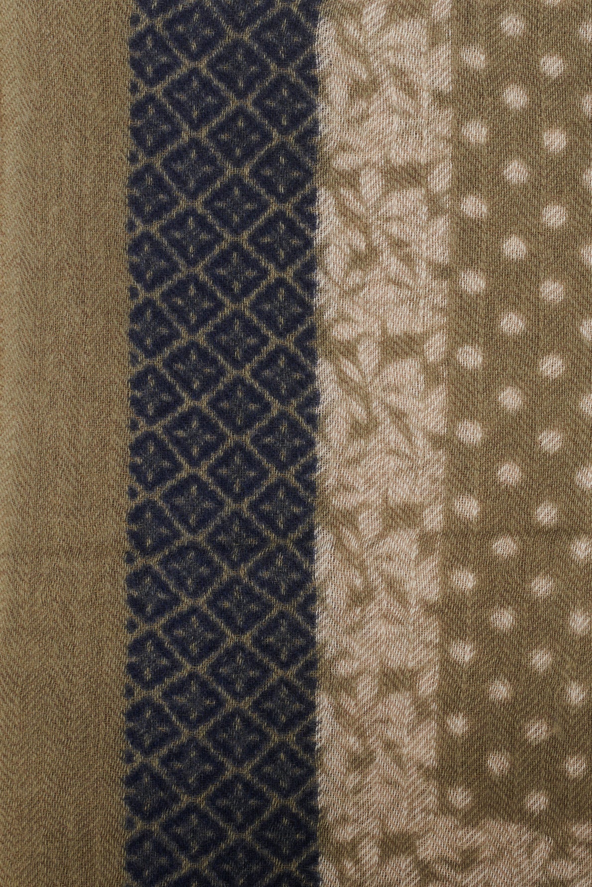 Scarf Raniah Dch09c269 Khaki-Green