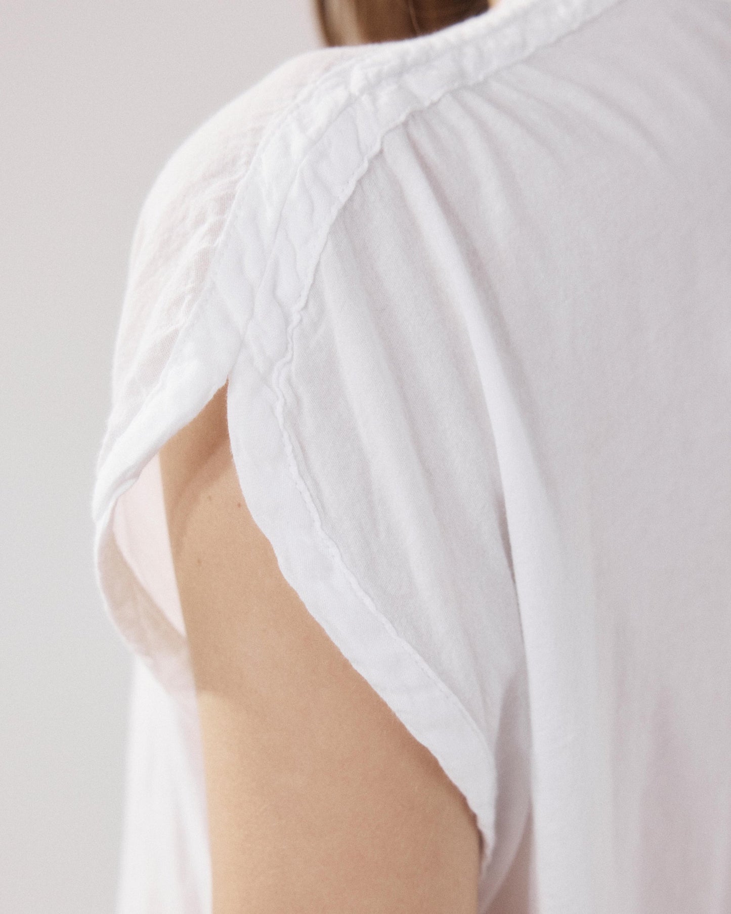 Women's Sleeveless Blouse - Cotton Bi-Fabric - White 01-White