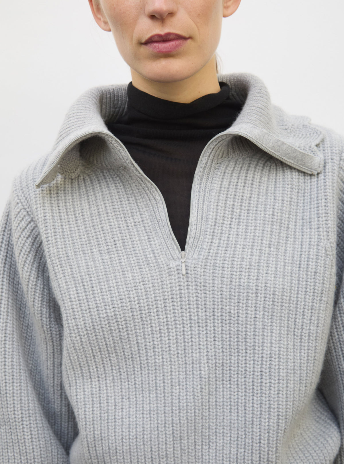 MOLLI-684 FANTIN-MOUSE GREY_06.jpg