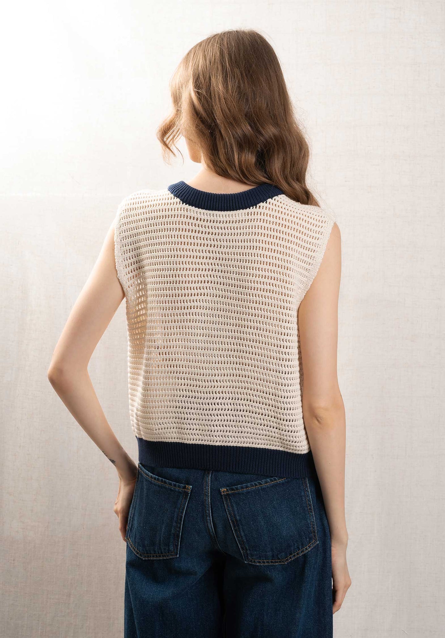 Ilias Captain Ilias Captain Cr White