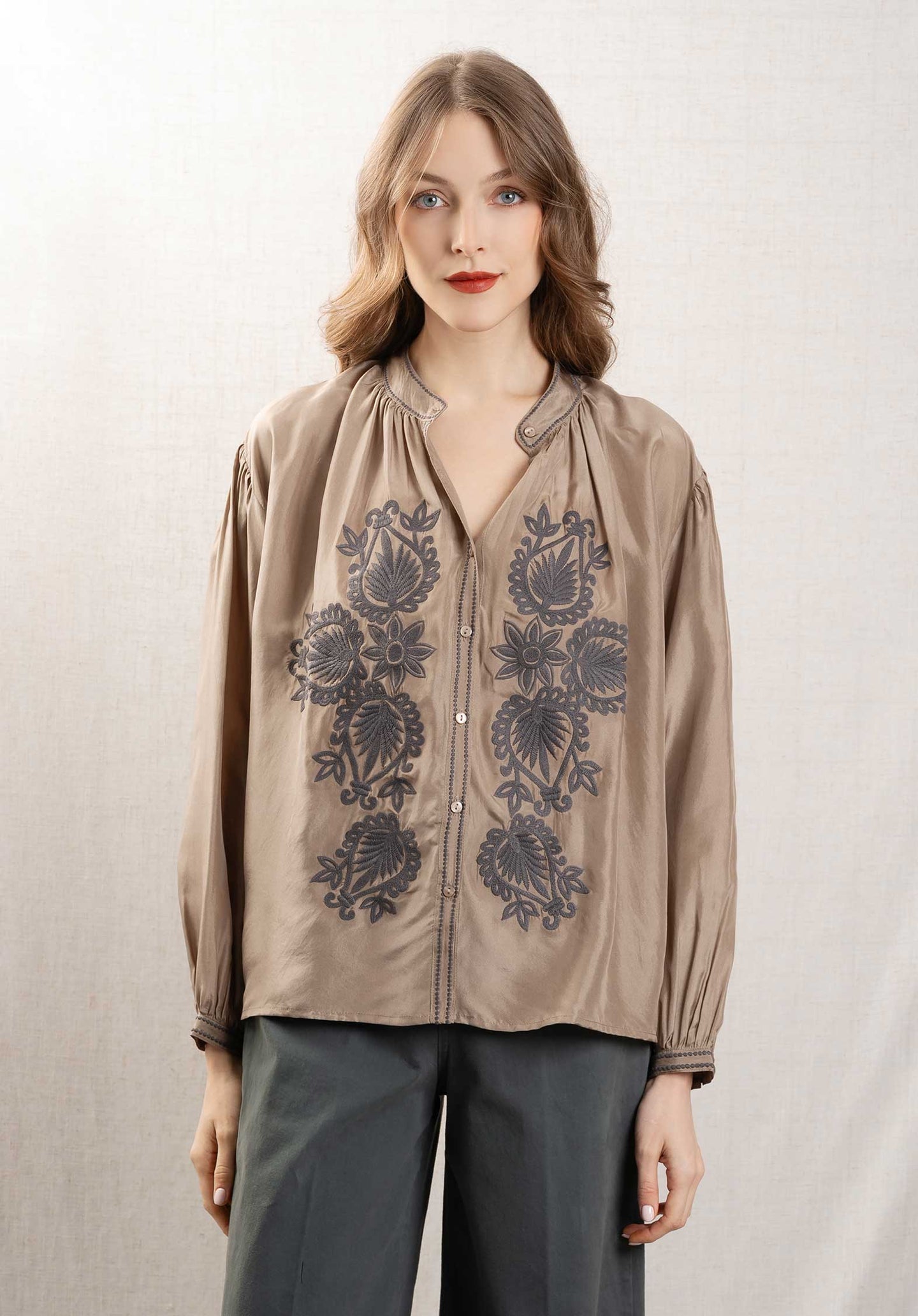 Blouse Be 25005 Silk Soire Shirt Taupe-Grey