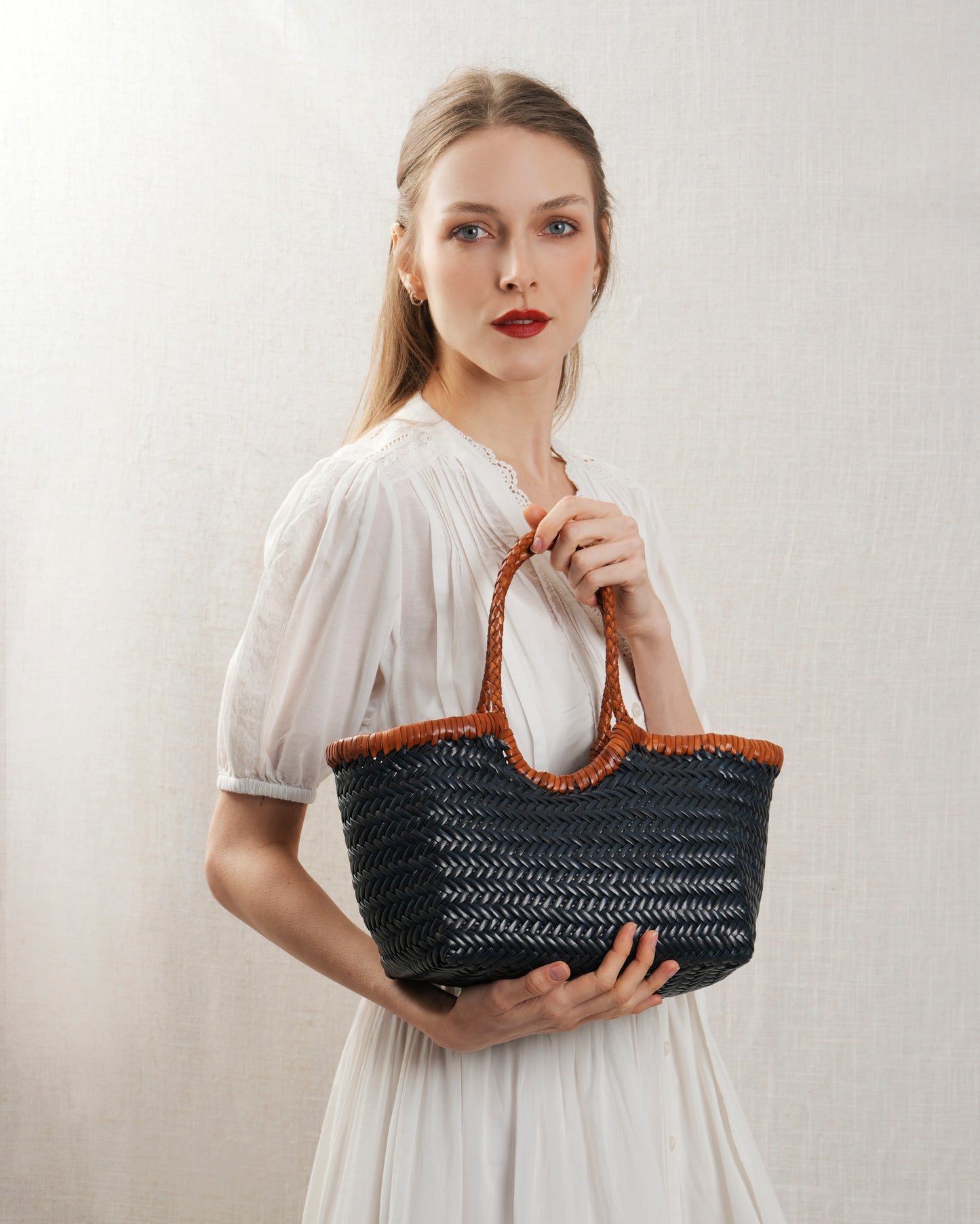 DRAGON | Nantucket Small Bi Shoulder Bag - Marine-Tan