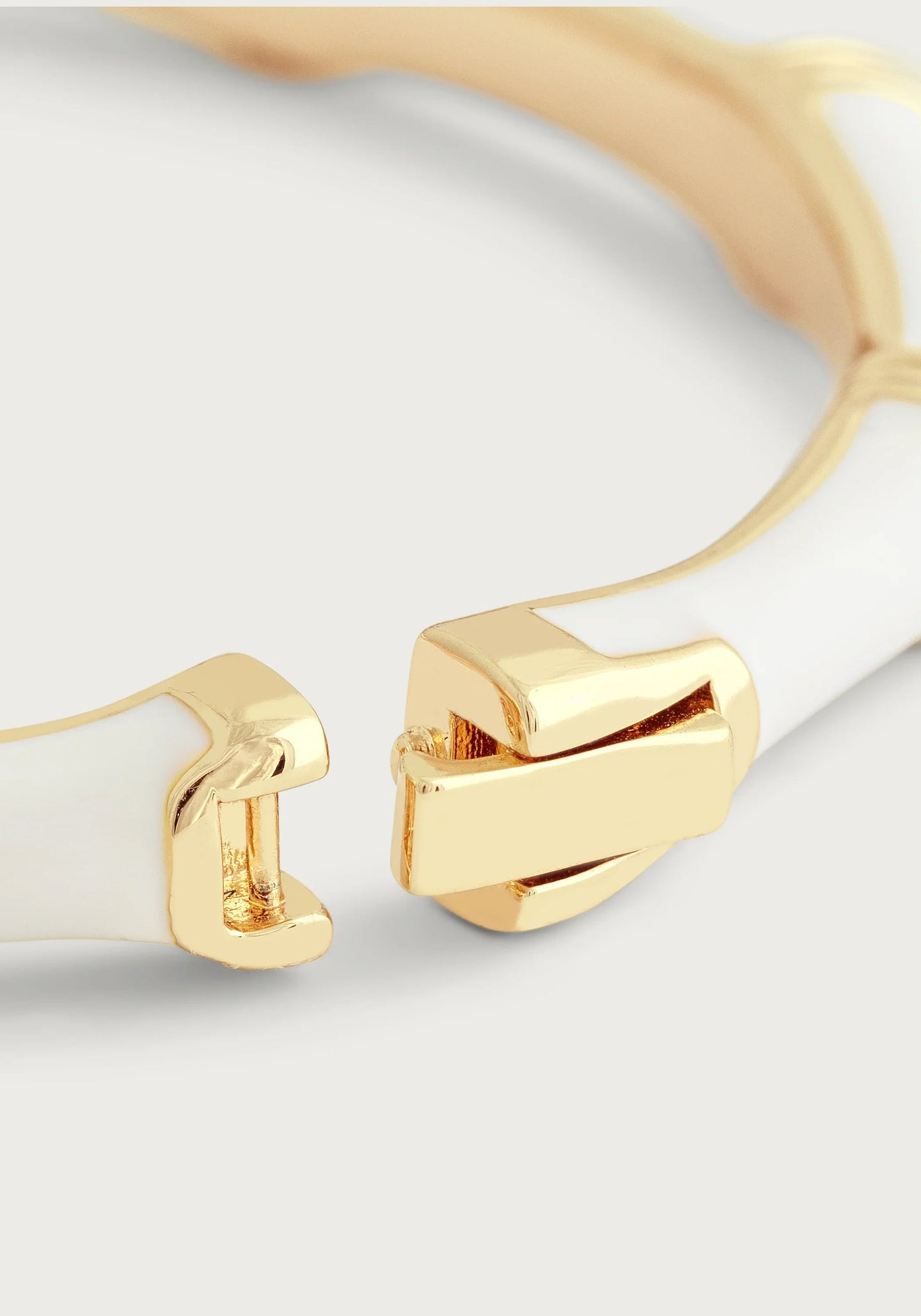 Bangle Bamboo E Hin Ban Creme