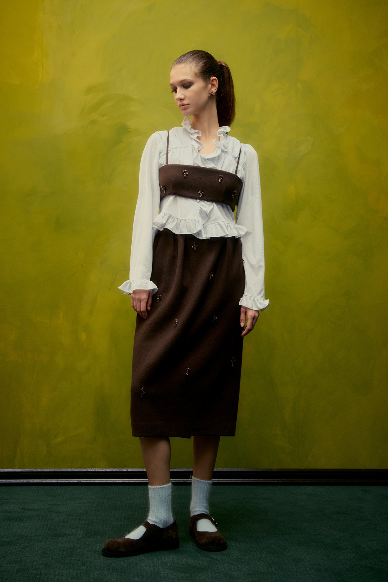 Skirt Flower Embe Pin Brown