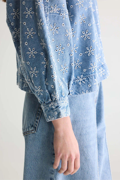 Women's Long-Sleeve Button-Front Blouse Denim - Medium Blue Medium-Bleach