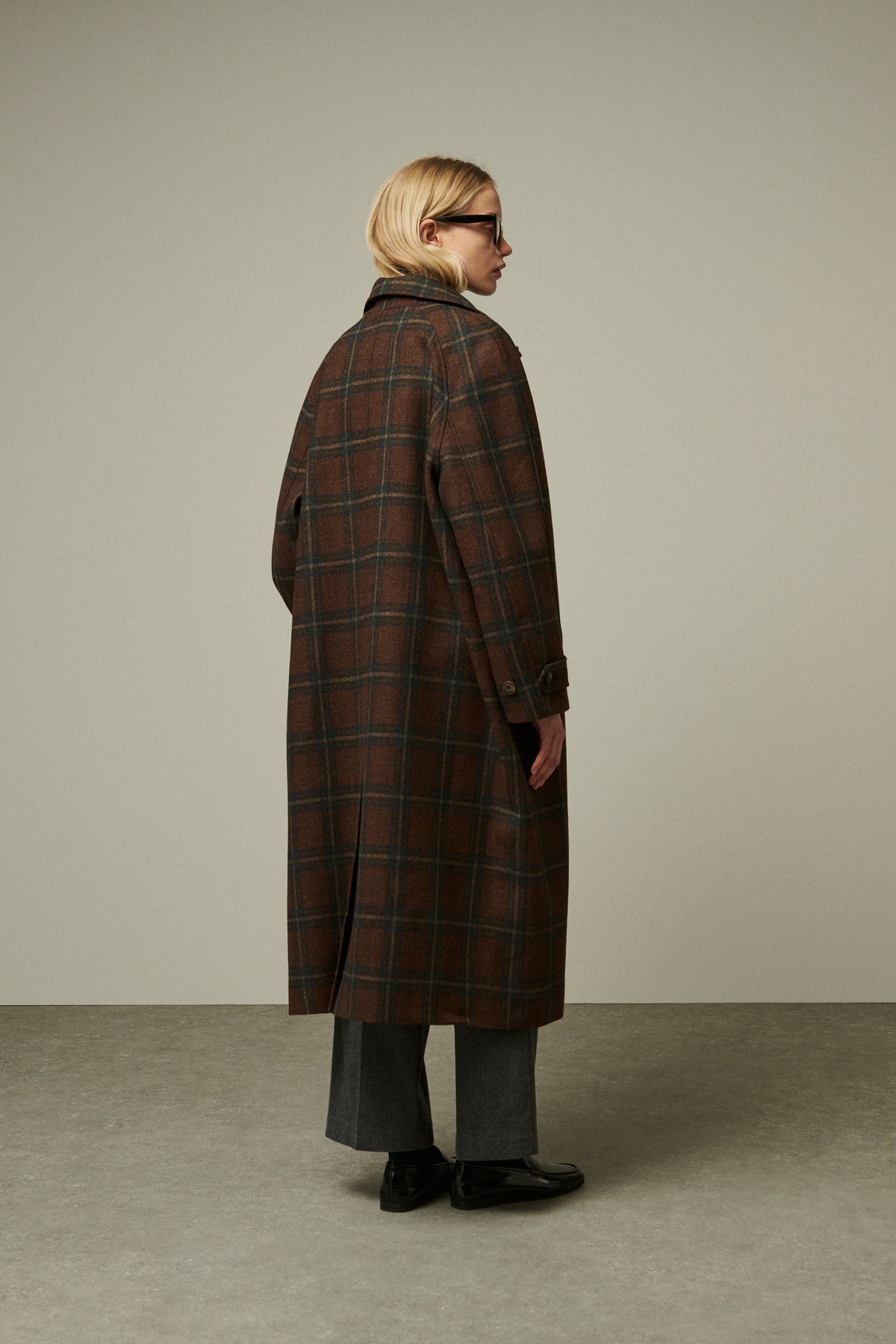 BELLE PIECE-502 AVEDON-TE-CHATAIGNE_02.jpg