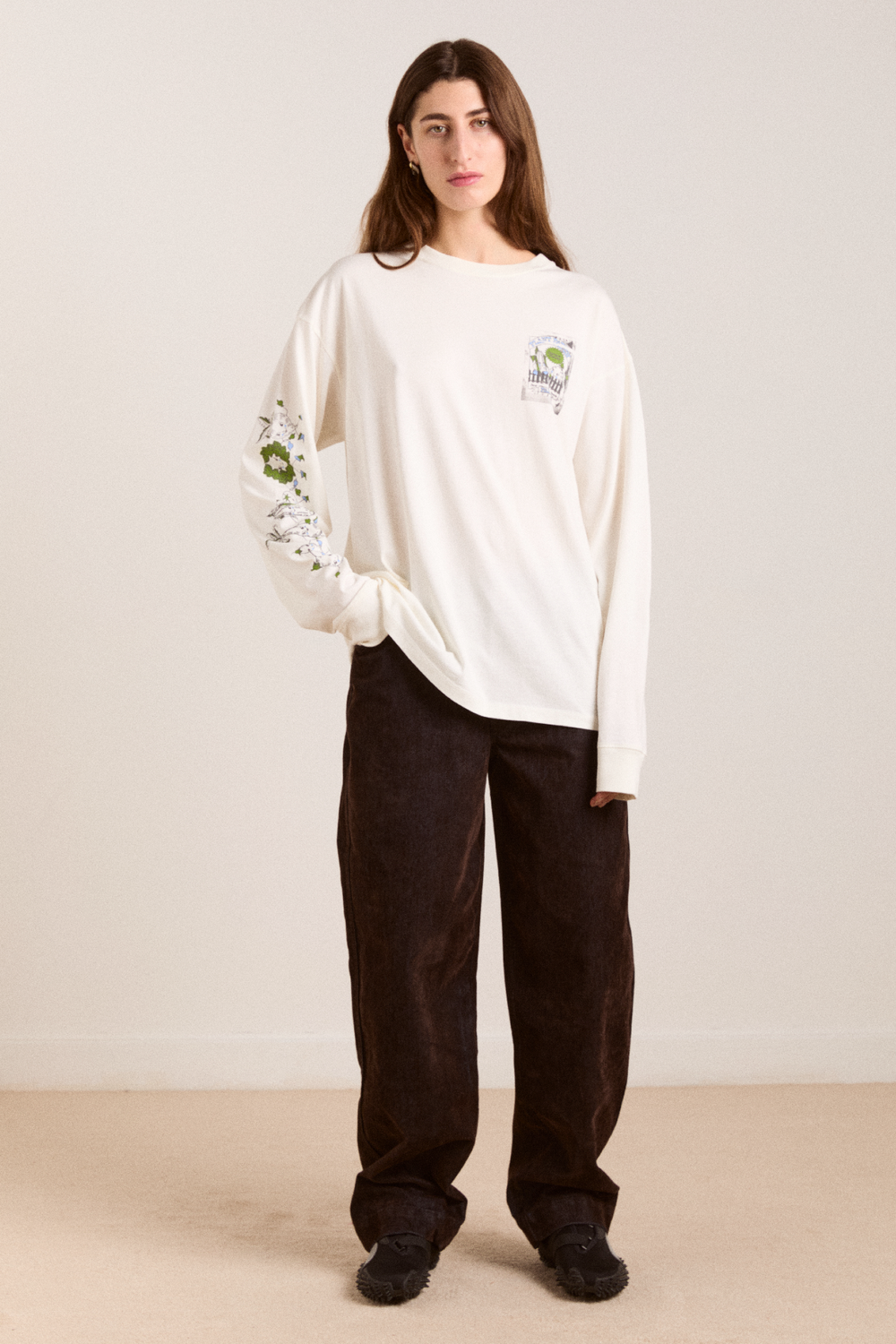 Damson Madder Women's Plant Patch Pals Long Sleeve T-Shirt 100% Organic Cotton - Off-White