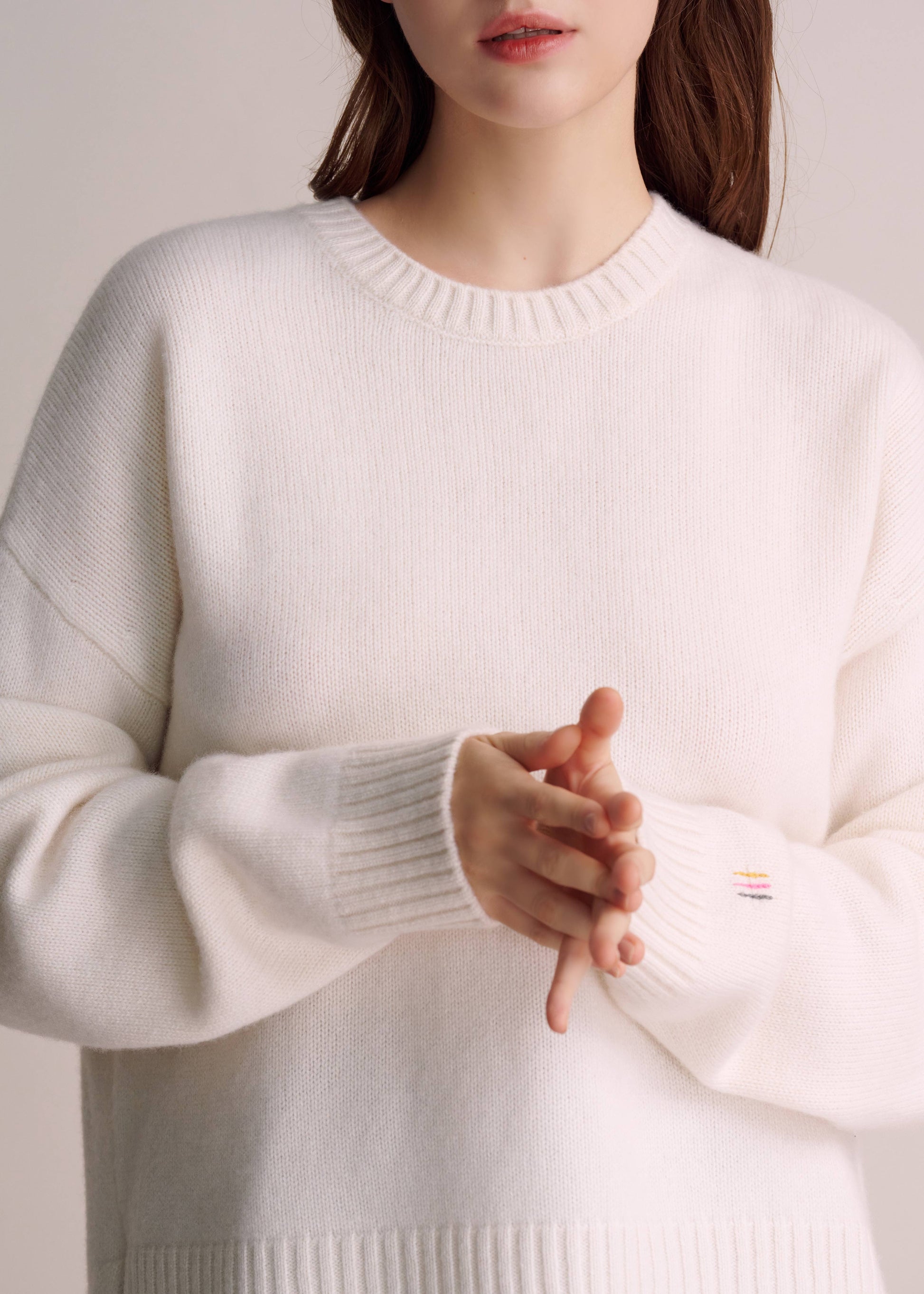 DCV CASHMERE-699 FLORIE CREW NECK-CREAM_05.jpg