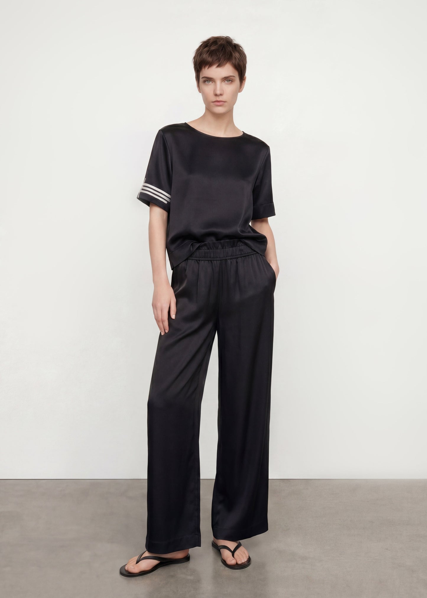 DCV CASHMERE-699 NERINA PANT-BLACK_01.jpg