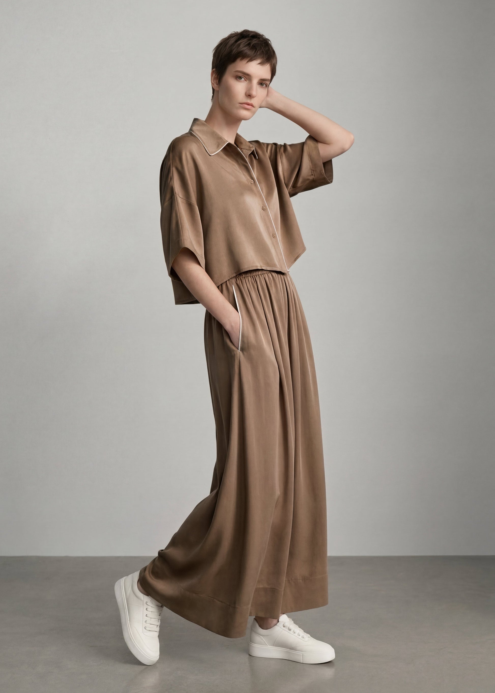DCV CASHMERE-699 SAMANTHA SHIRT-DARK SAND_05.jpg