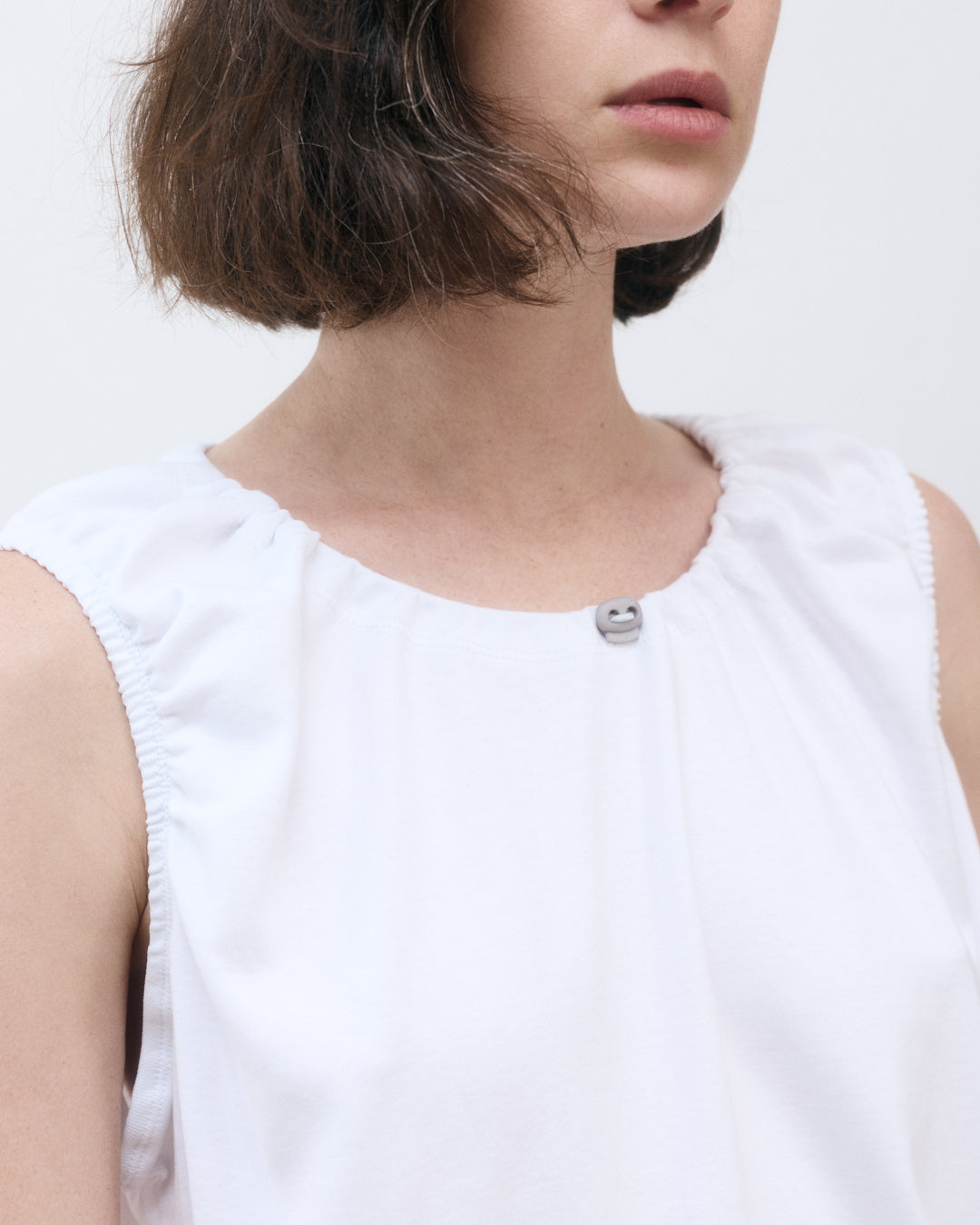 DE BASE-717 EMMA-WHITE_05.jpg