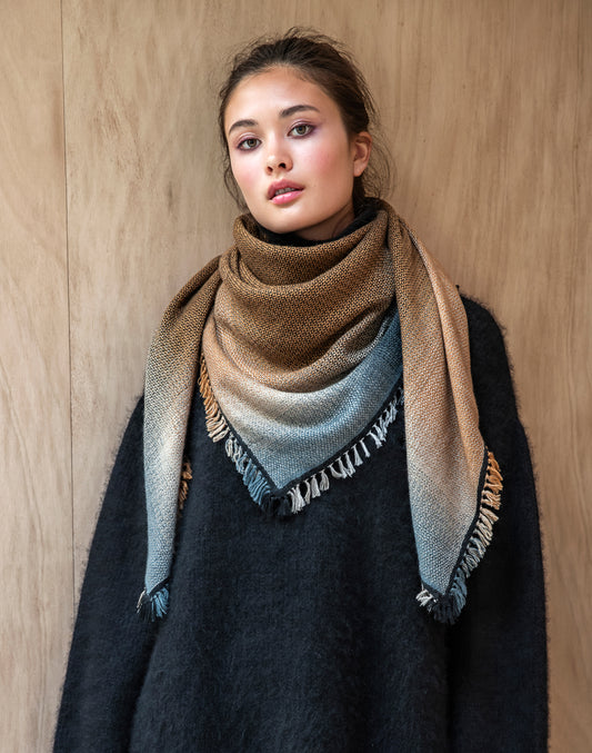 DOUCE GLOIRE-735 HORIZON-CAMEL NOIR_02.jpg