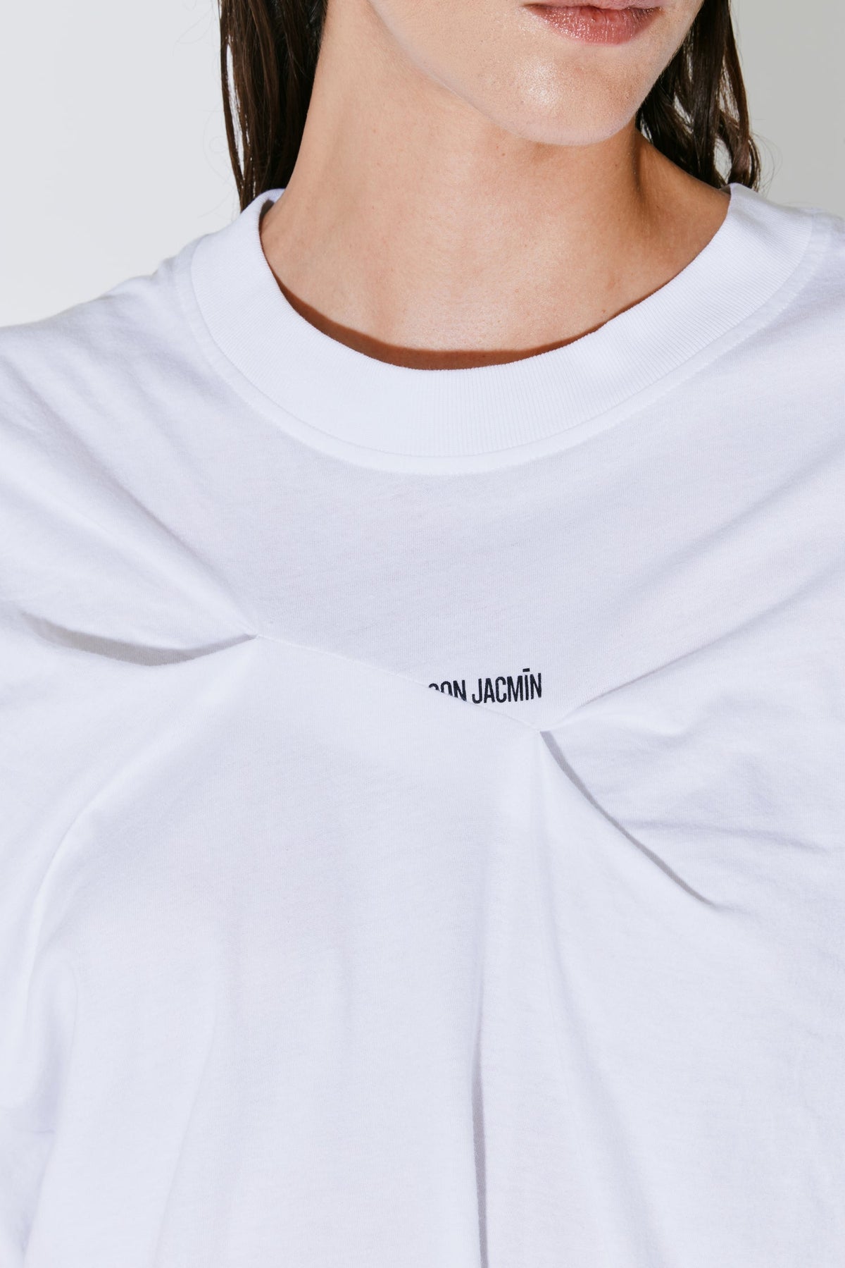 FACON JACMIN | Pleated Logo T-Shirt - White