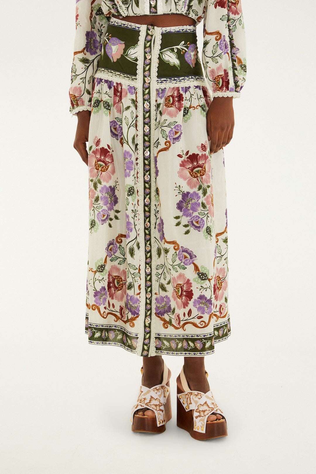 Skirt 344235 Rococo-Flowers-Cream