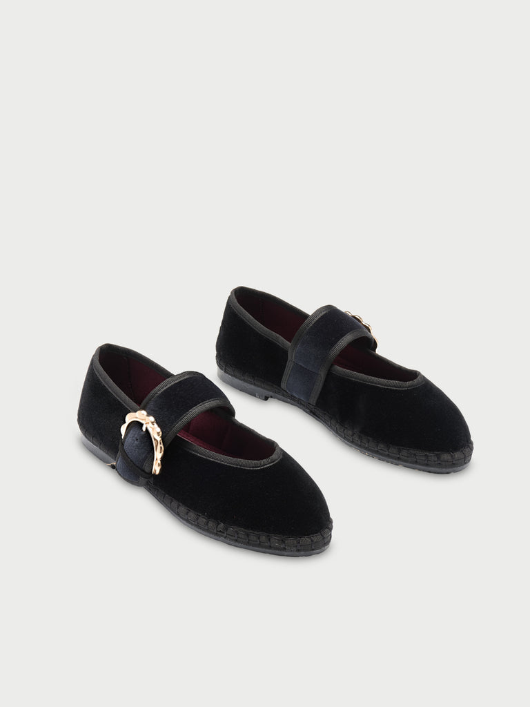 Ballerina Sophie Black