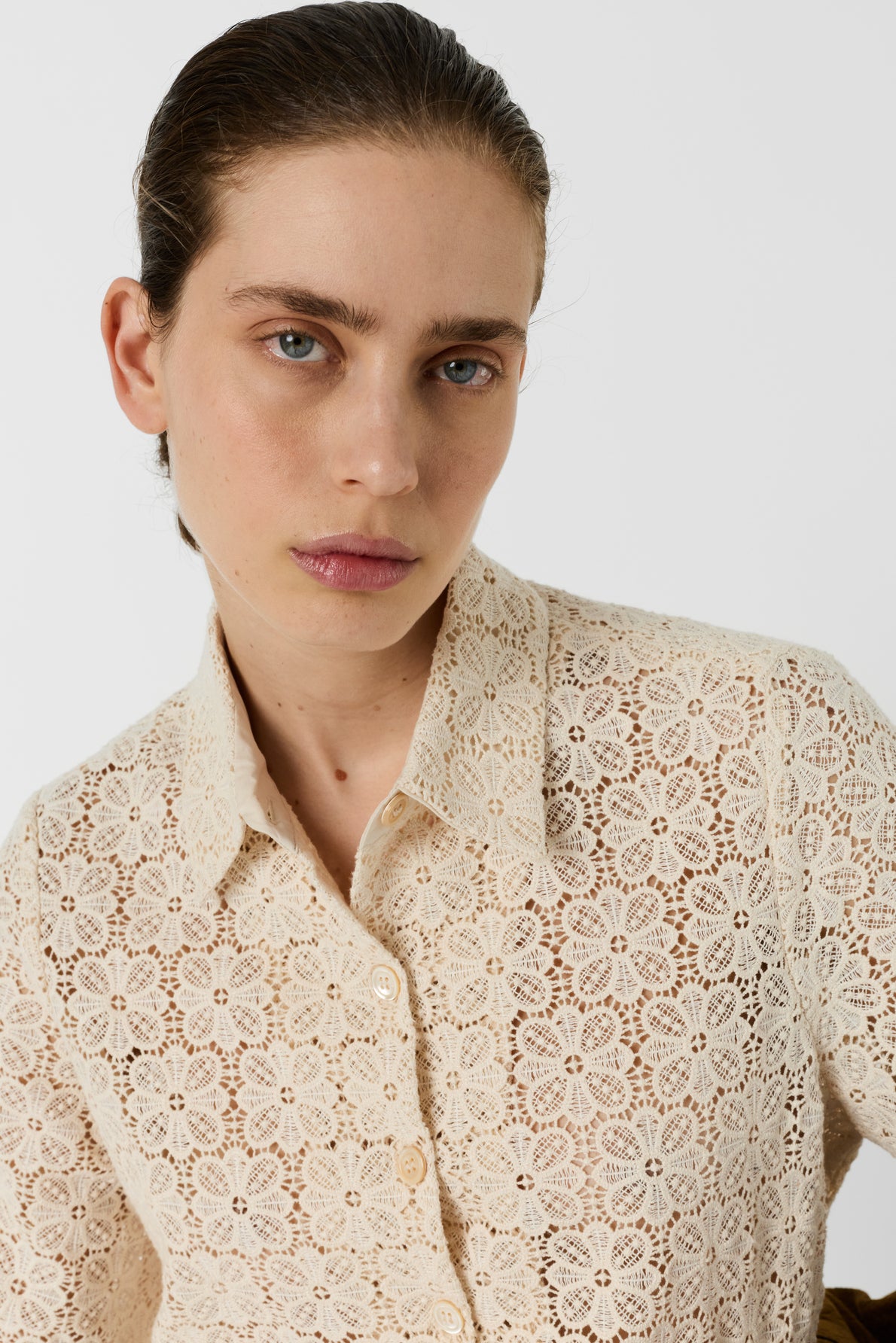 Women's Button-Down Blouse 100 Percent Cotton Poplin - Natural