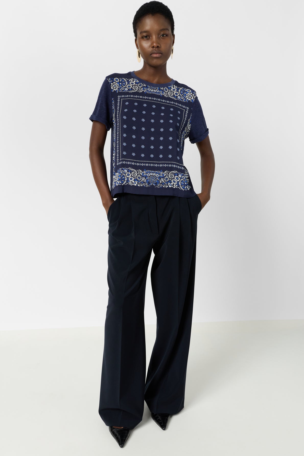 Women's T-Shirt Lightweight Fluid Front Print Jersey Knit - Navy