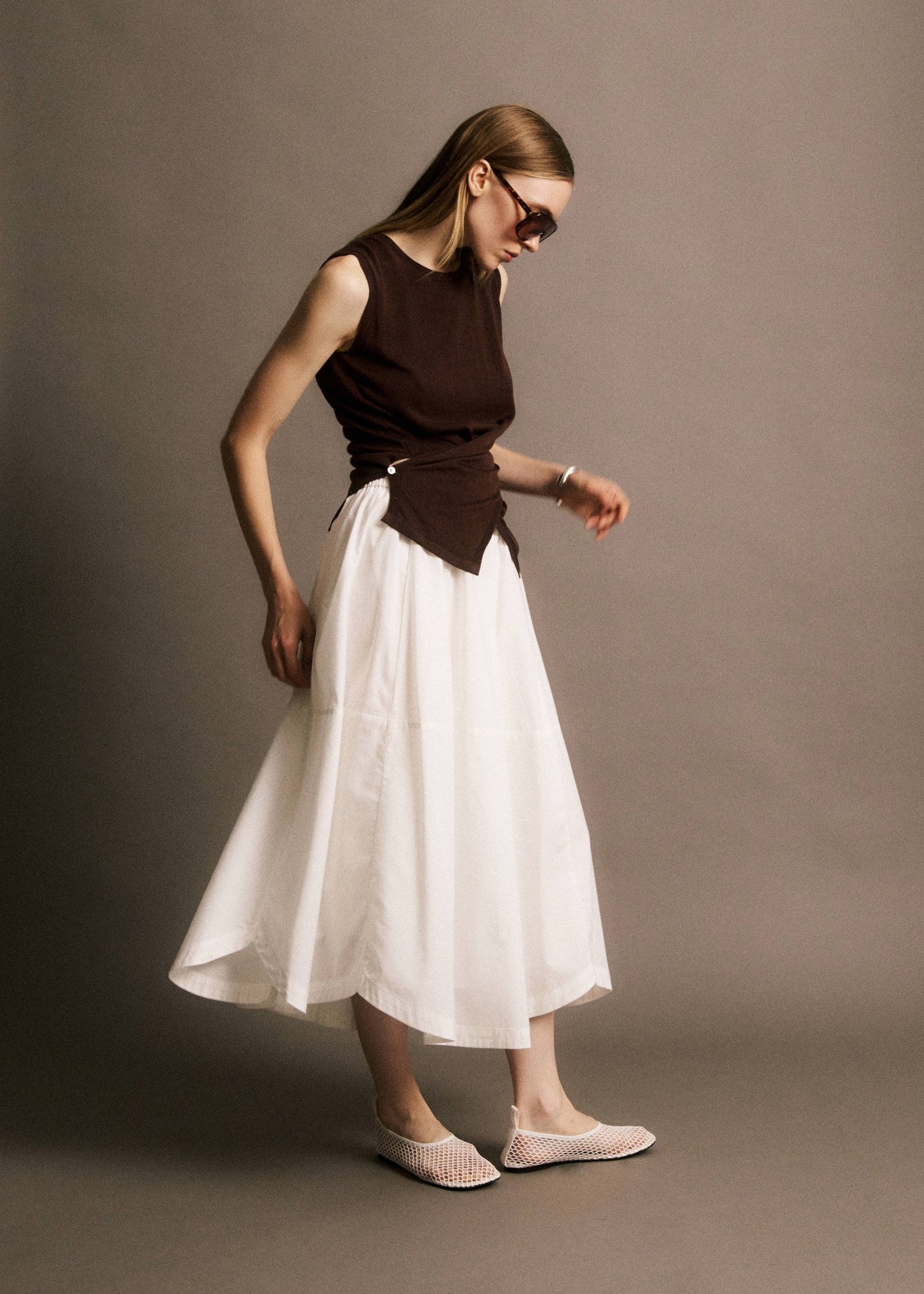 JIJI STUDIO-716 SACHA-BLANC_01.jpg