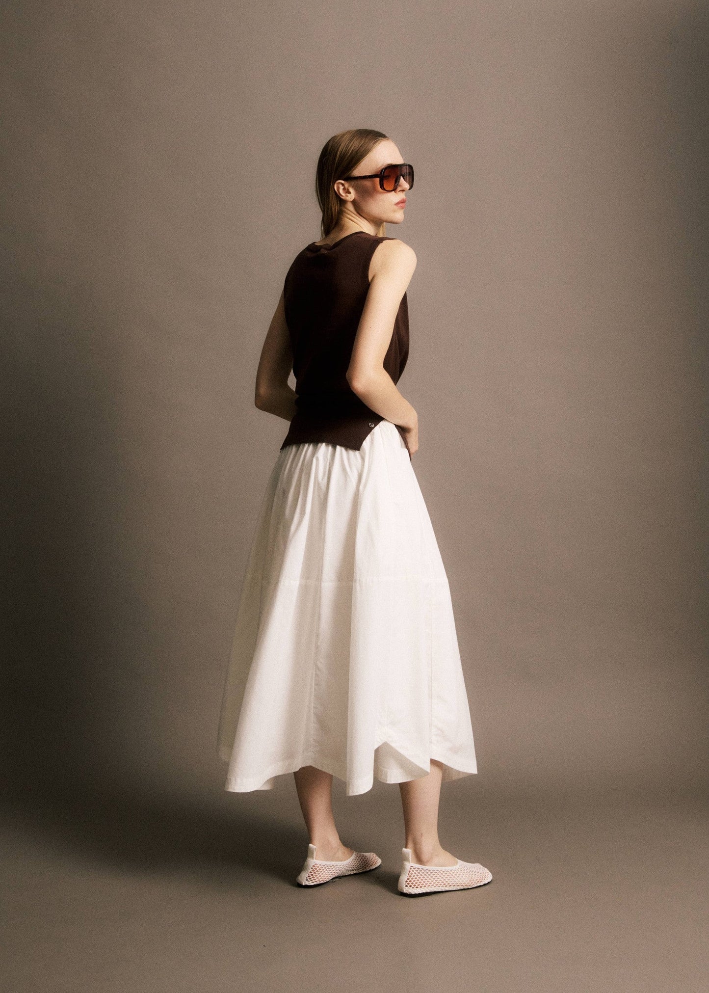 JIJI STUDIO-716 SACHA-BLANC_02.jpg