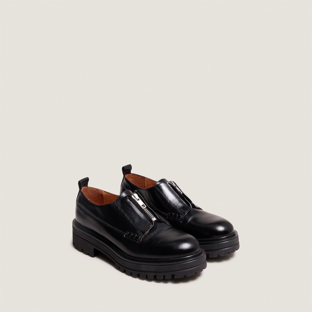 JONAK-ANTALYA CUIR-NOIR_01.jpg