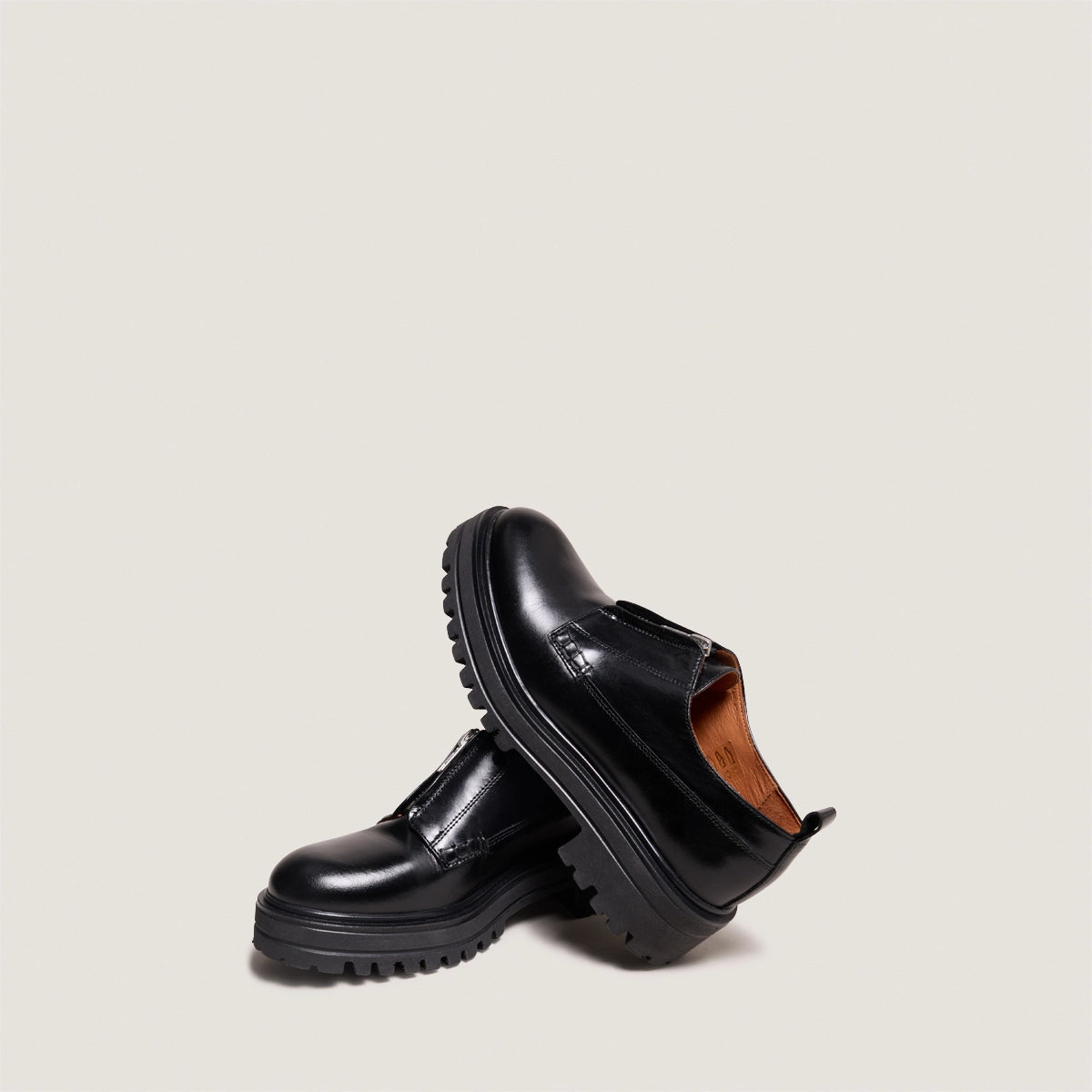 JONAK-ANTALYA CUIR-NOIR_04.jpg