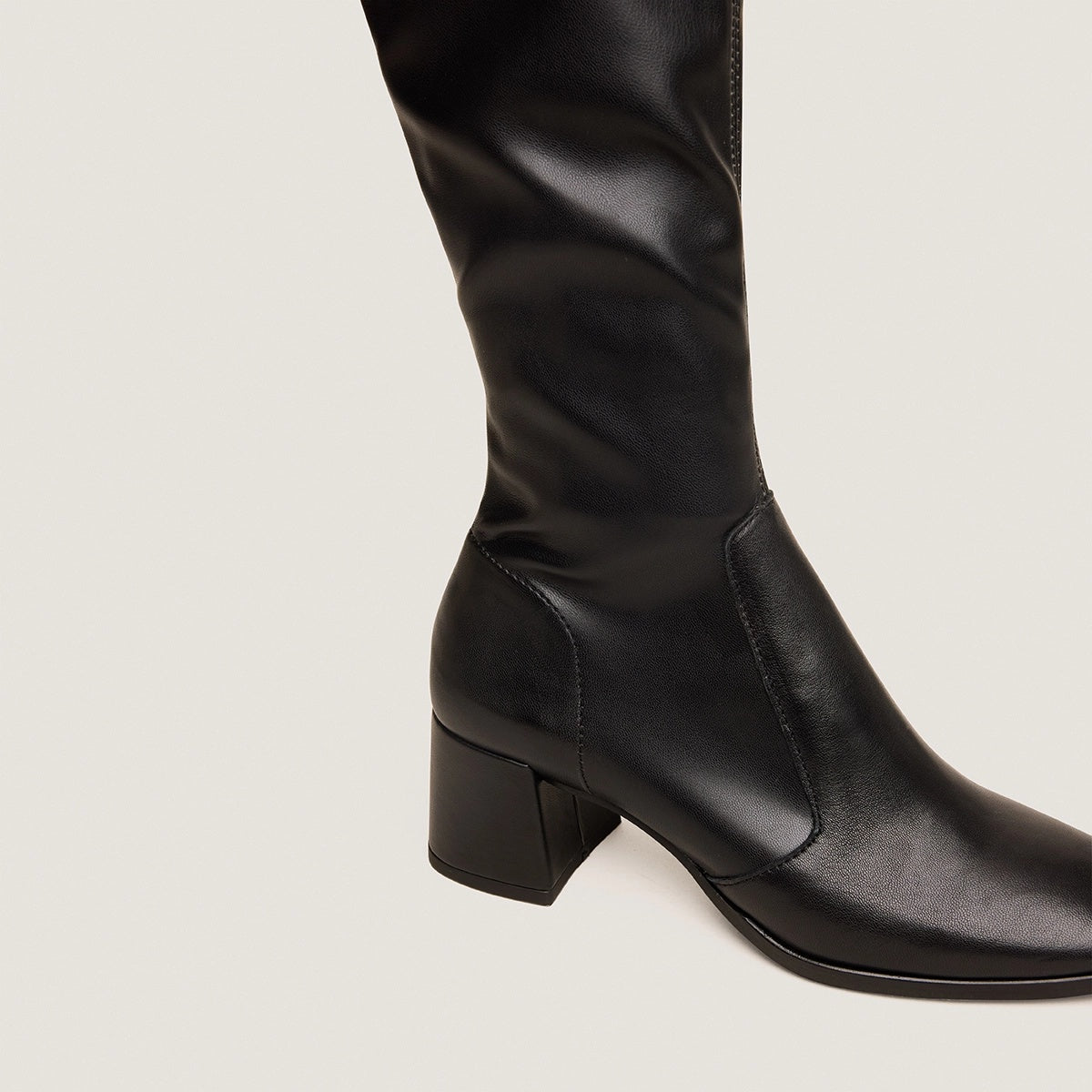 JONAK-AUGUSTA CUIR_STRETCH-NOIR_NOIR_04.jpg
