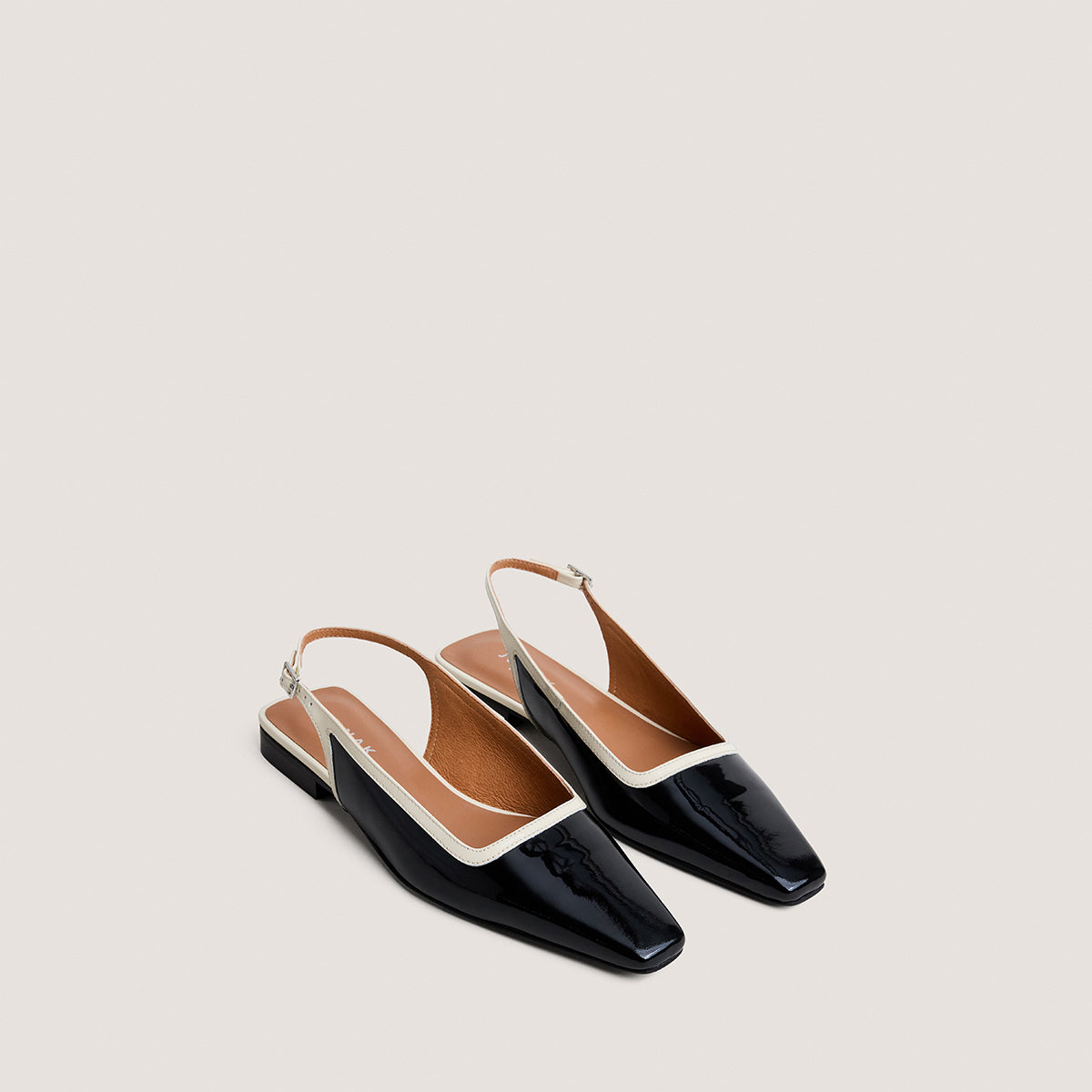 Women Ballet Flats Vernis Patent Leather - Noir-Ecru