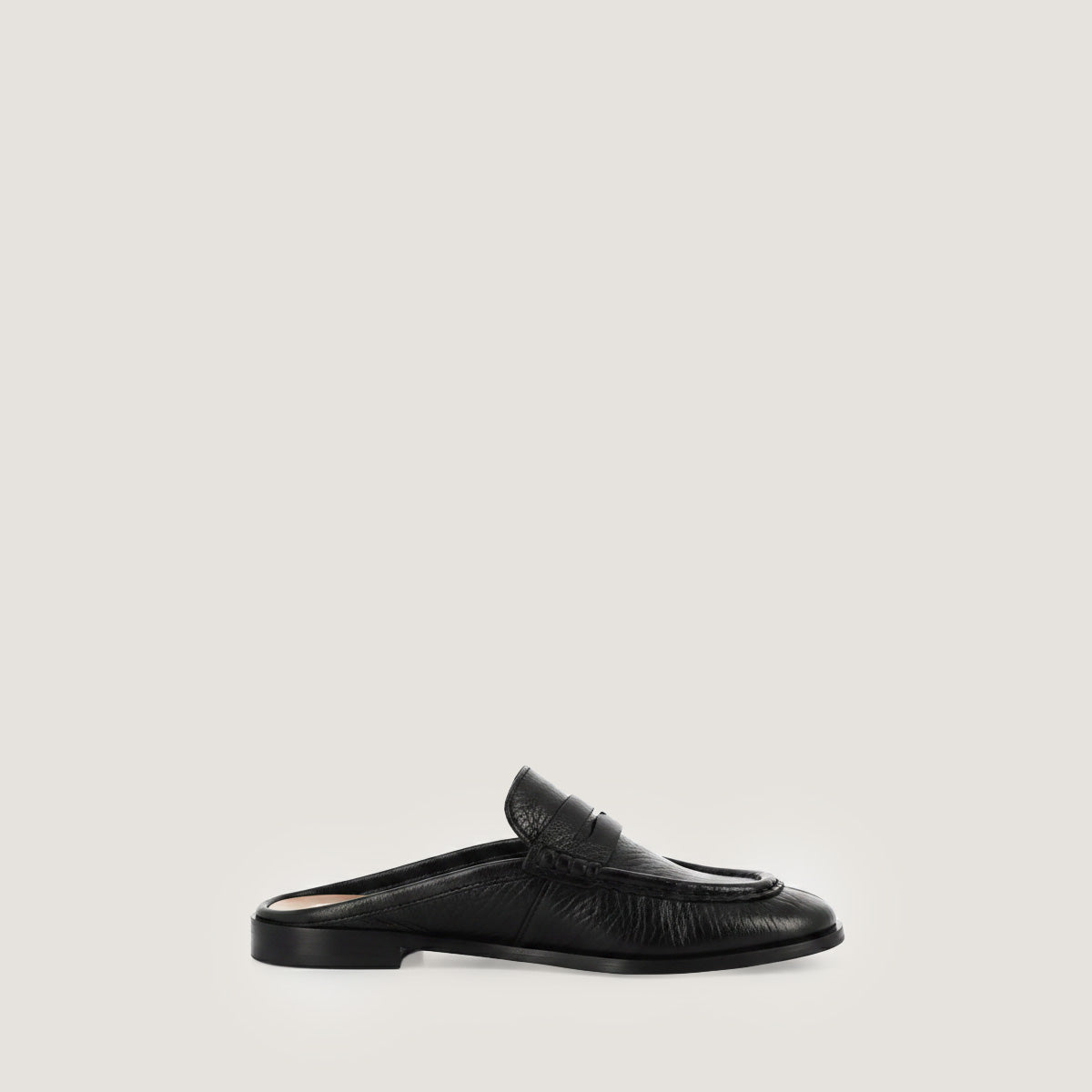 JONAK-DEAUVILLE CUIR VIEIL-NOIR_01.jpg
