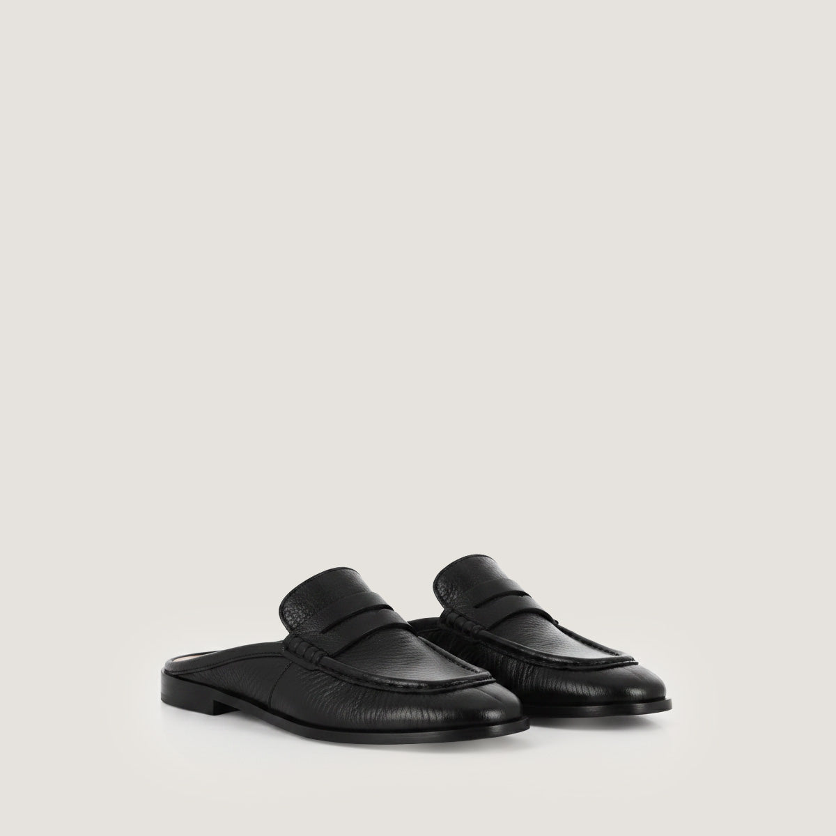 JONAK-DEAUVILLE CUIR VIEIL-NOIR_02.jpg