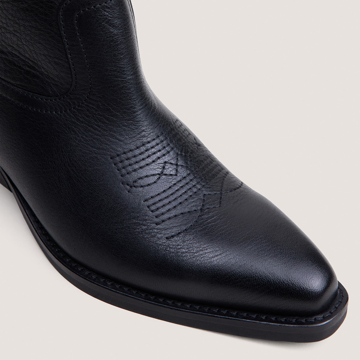 JONAK-DELEANE CUIR GRAINE-NOIR_03.jpg
