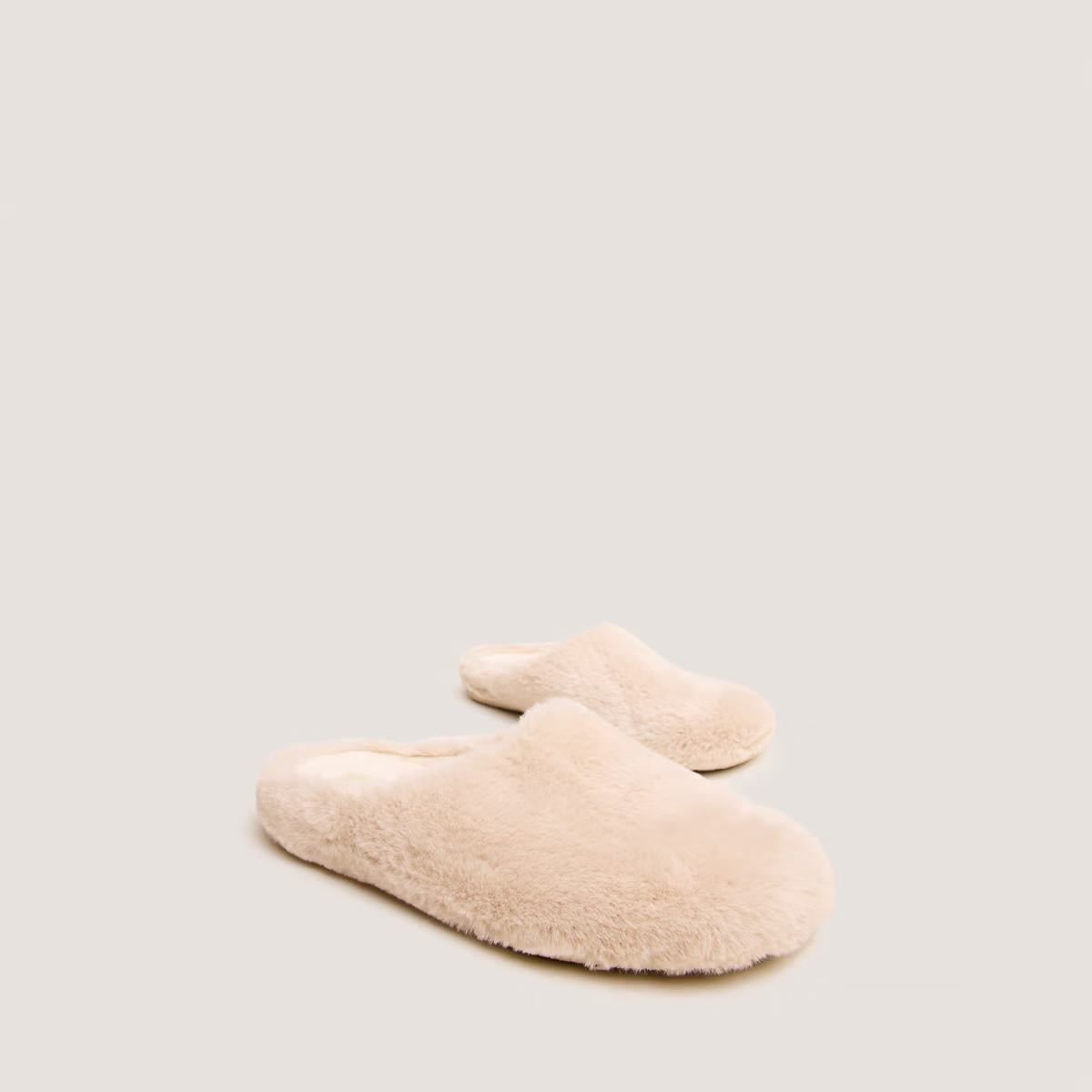 Jonak | Jude Fluffy Slippers - Textile Upper Beige