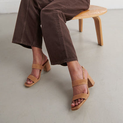 Sandales Vico Velours Camel