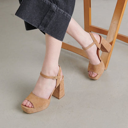 Sandales Vlada Velours Camel