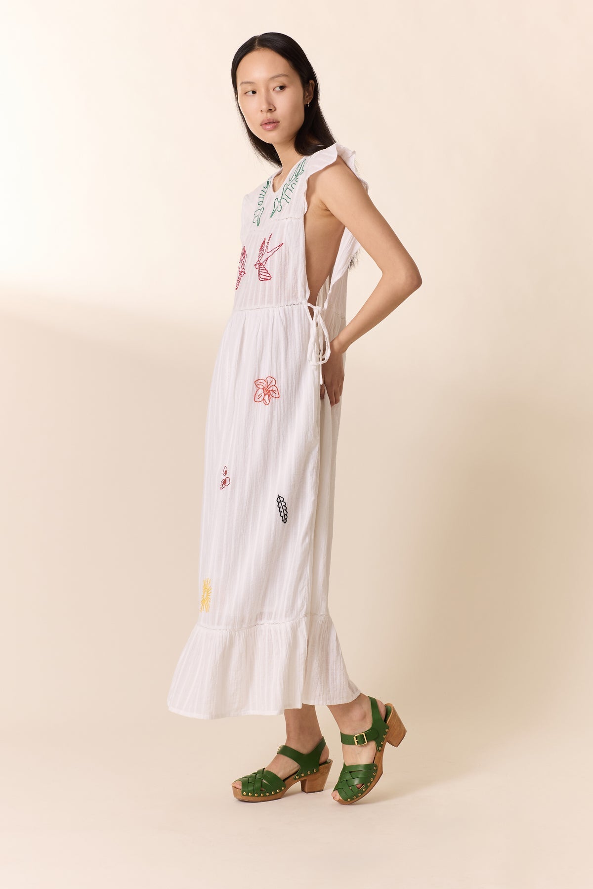 Dress Room Tc165 Brd White