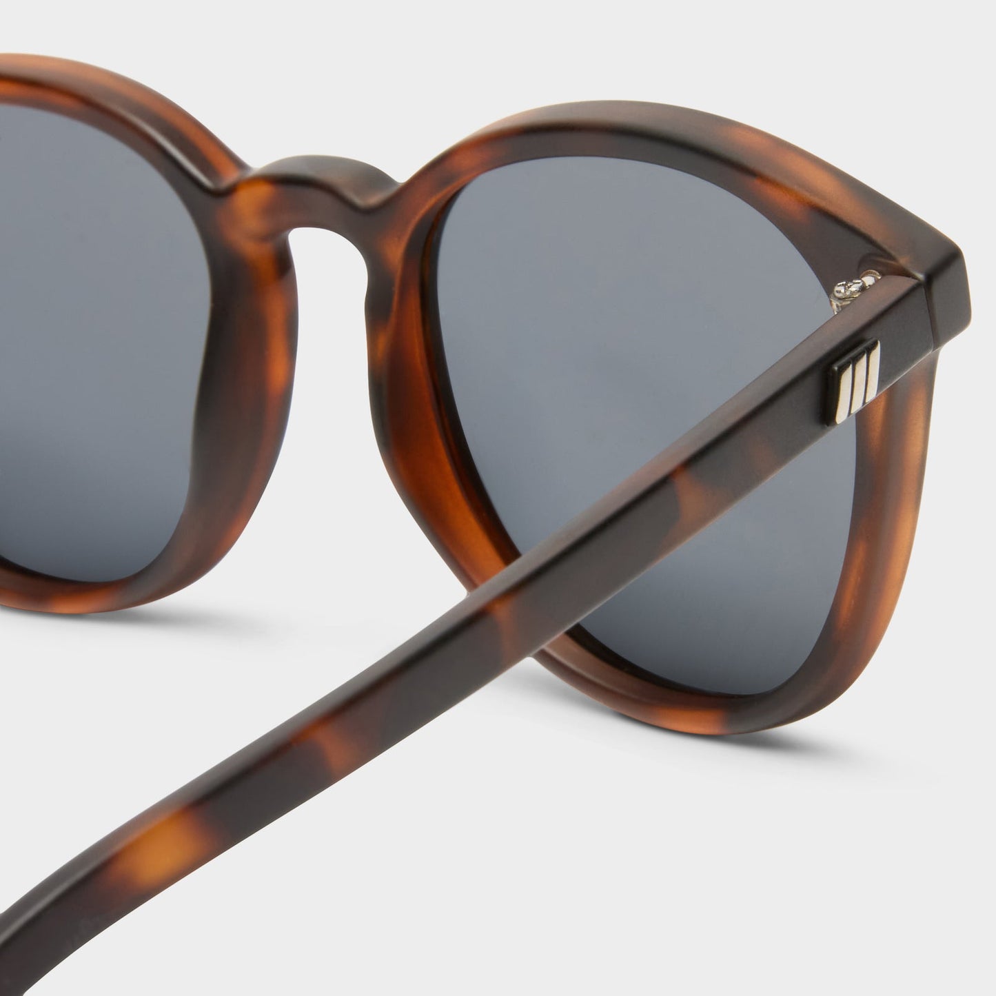 Sunglasses Bandwagon 122 Matte-Tort