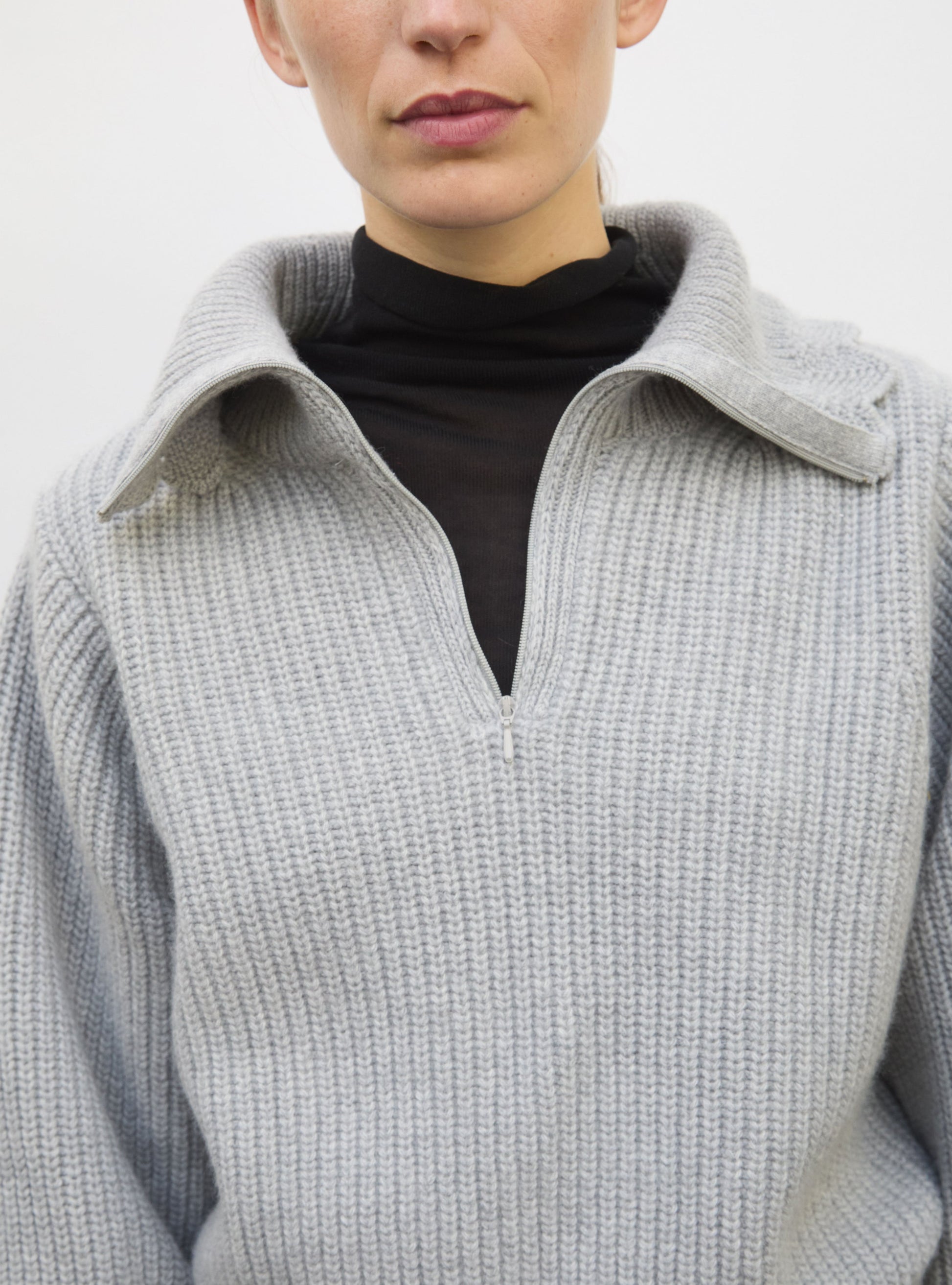 MOLLI-684 FANTIN-MOUSE GREY_06.jpg