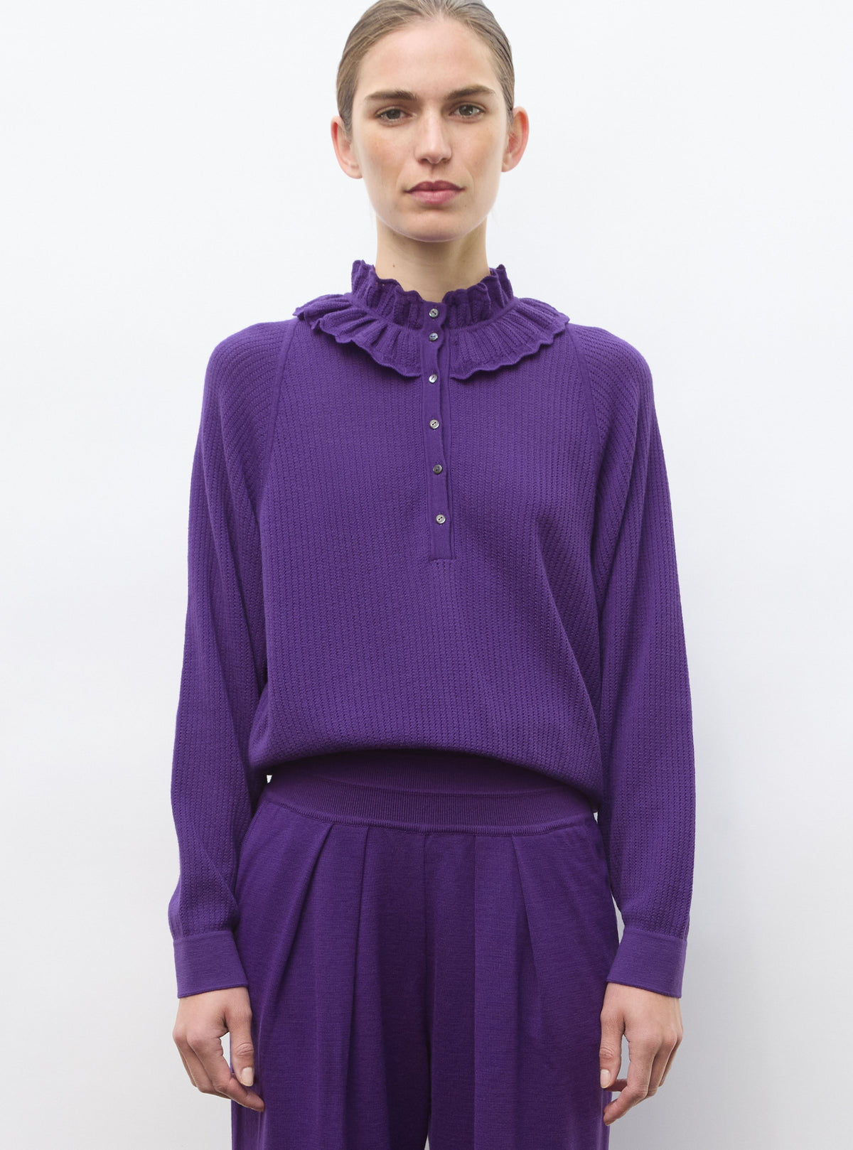 MOLLI-684 FEUILLE-DEEP PURPLE_01.jpg