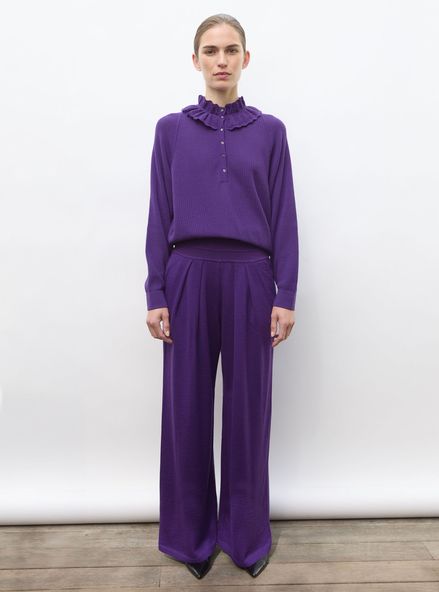 MOLLI-684 FEUILLE-DEEP PURPLE_02.jpg