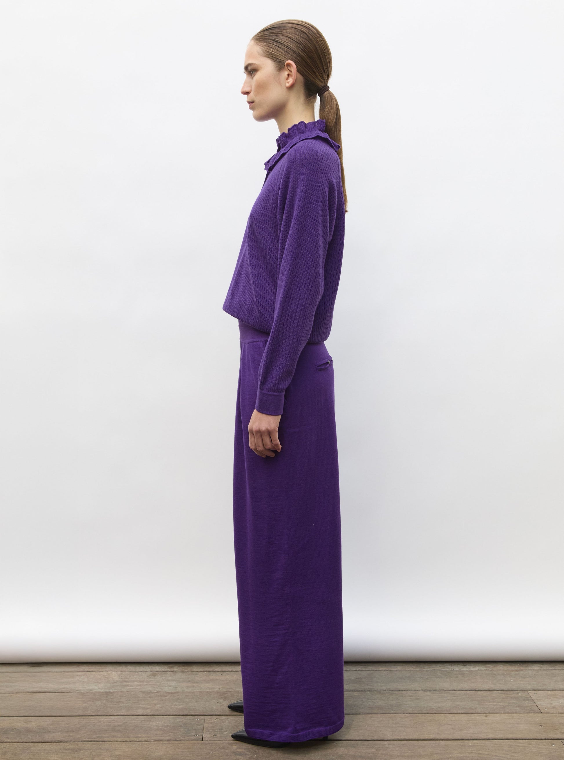 MOLLI-684 FEUILLE-DEEP PURPLE_03.jpg