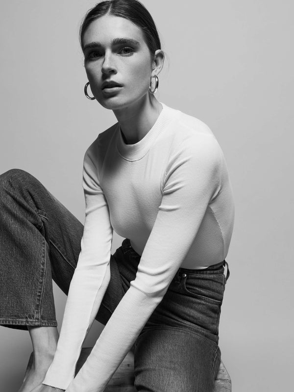 Turtleneck Jersey Gina White