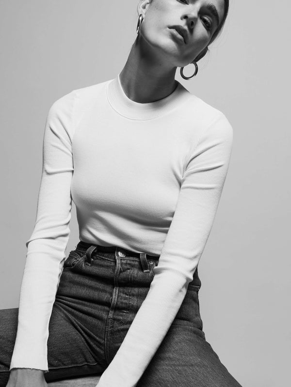 Turtleneck Jersey Gina White