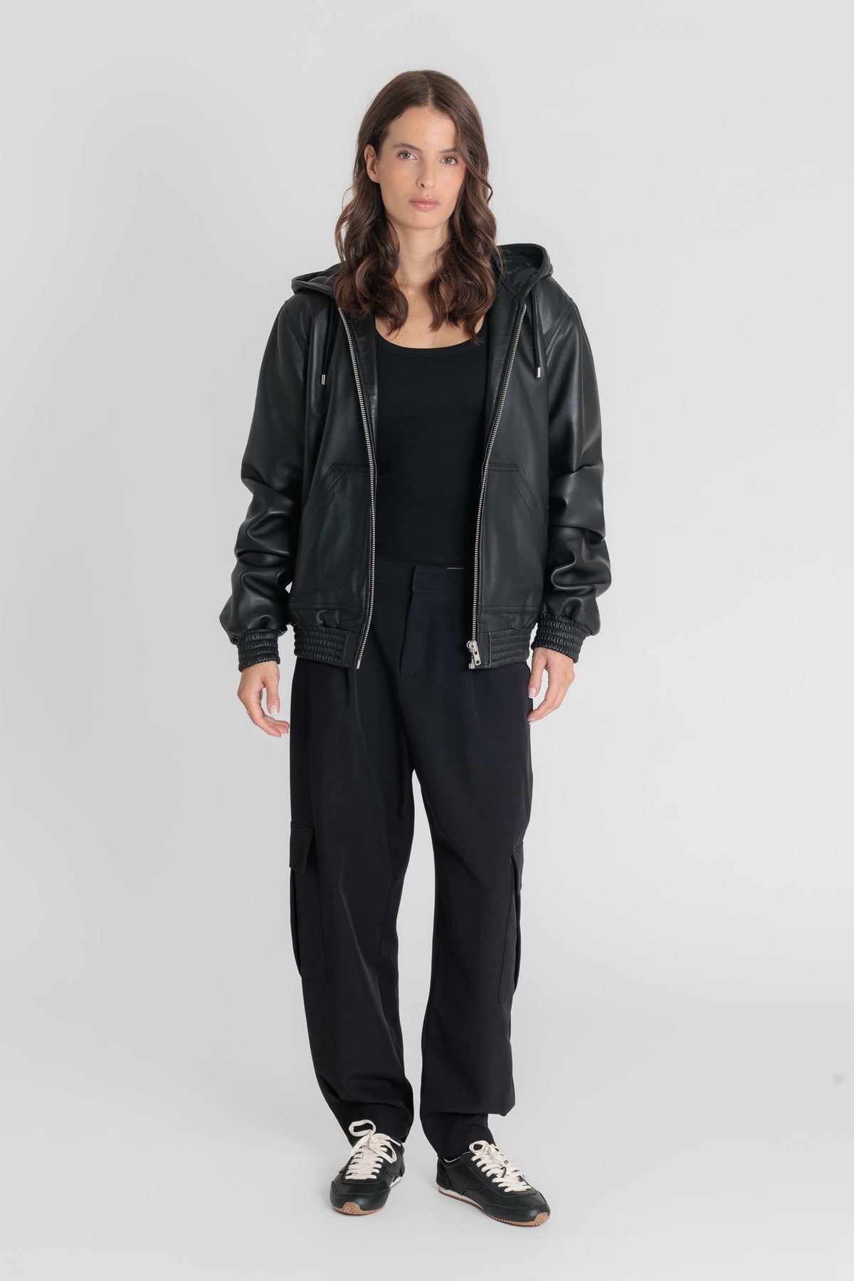 PARIENTE-740 ALYA-BLACK_04.jpg
