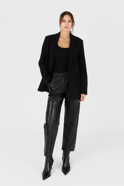 PARIENTE-740 SARAH PANT LAMB-BLACK_03.jpg