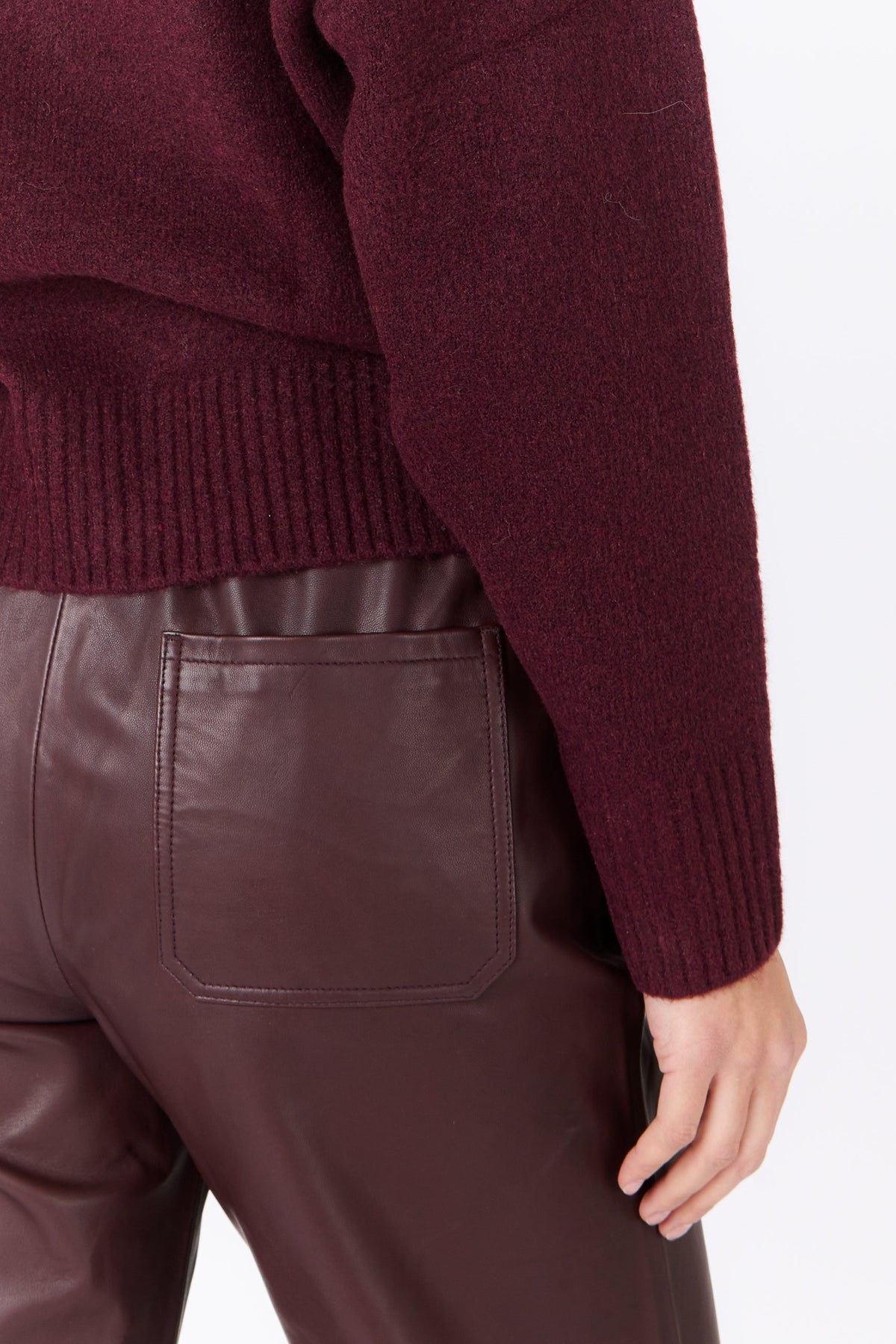 PARIENTE-740 SARAH PANT LAMB-DARK WINE_06.jpg