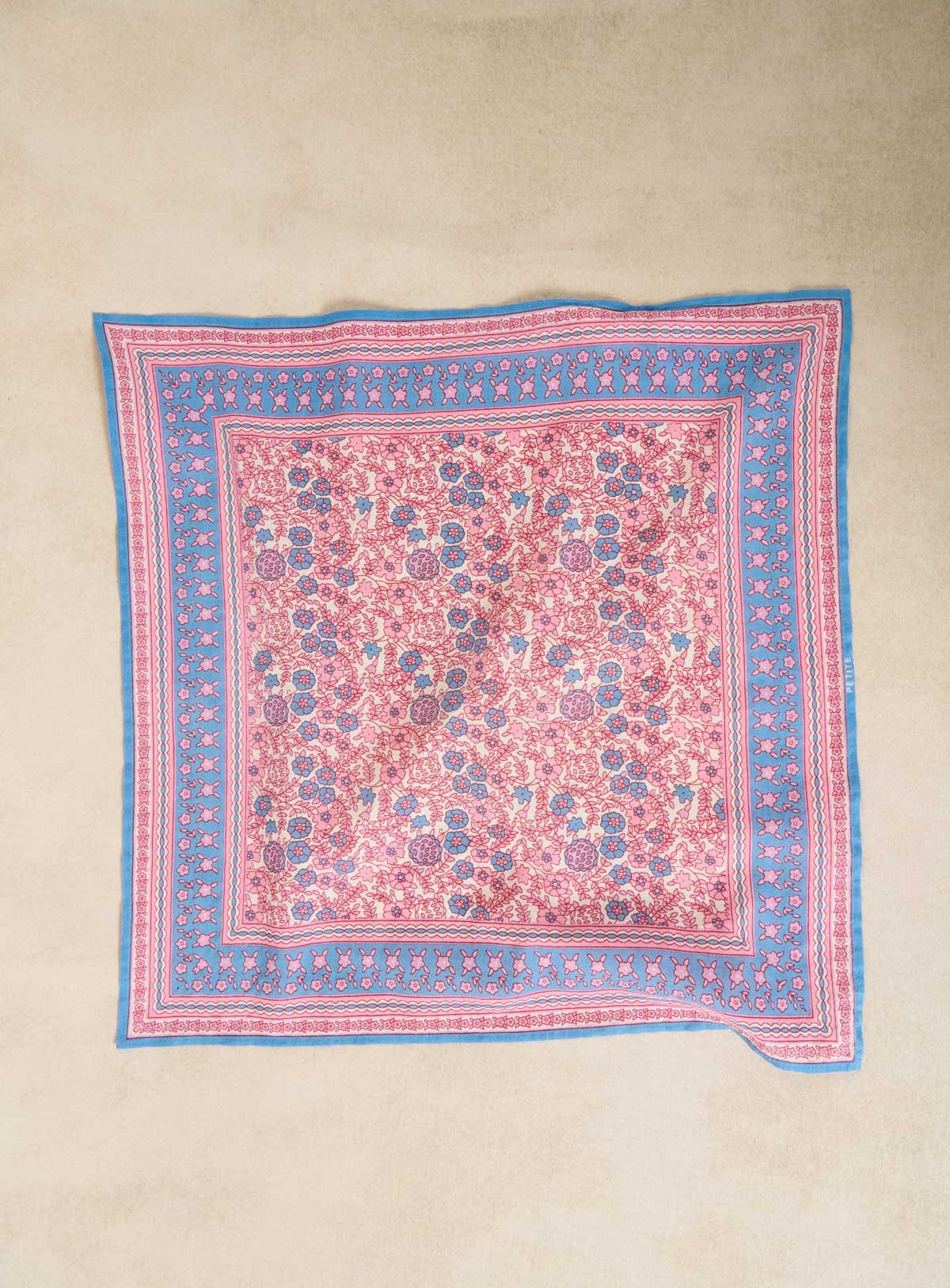 PETITE MENDIGOTE-214 ANDA GLORIA 126-PINK_03.jpg