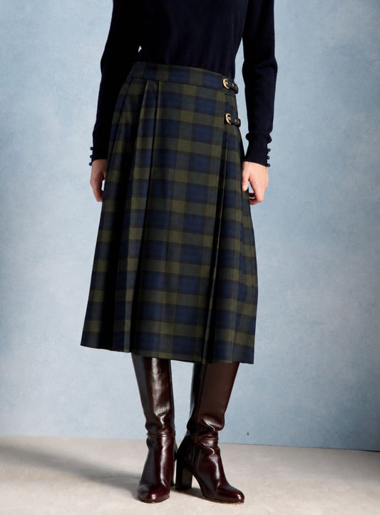 PETITE MENDIGOTE-214 JAKE CHECKS 226-VERT_02.jpg