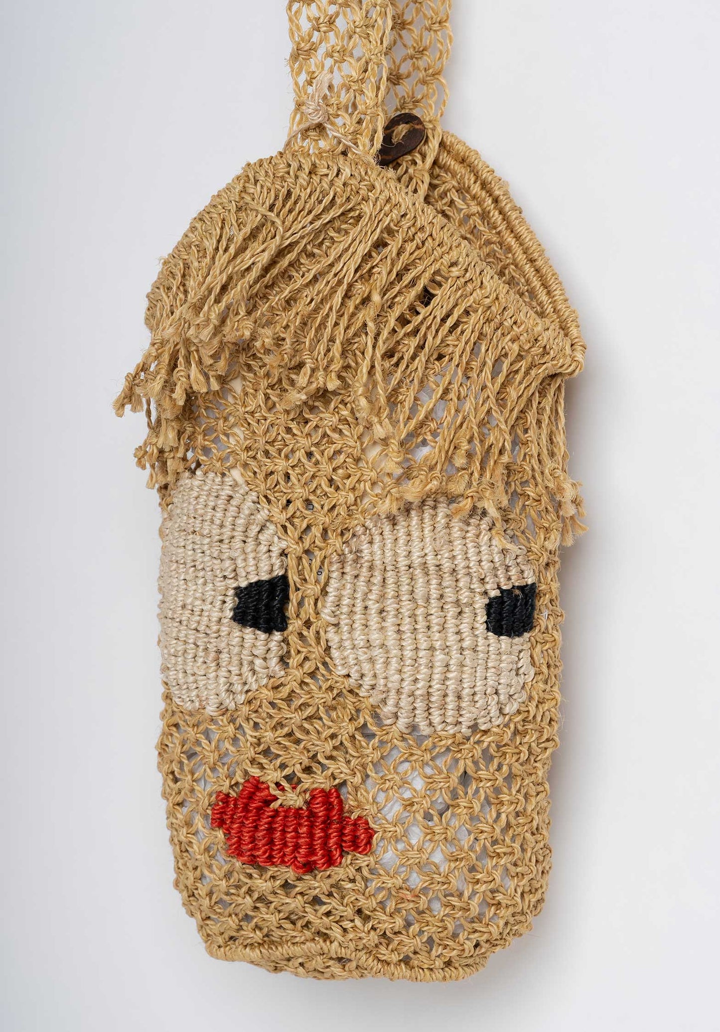 The Jacksons – Bottle Betty Jute Beach Bag in Mustard